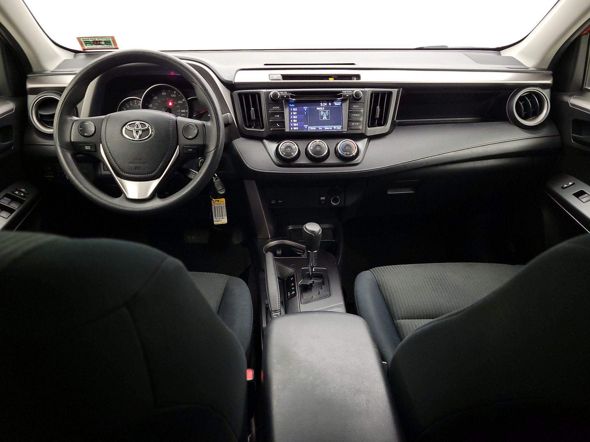 Thumbnail: 2016 Toyota RAV4 - 9