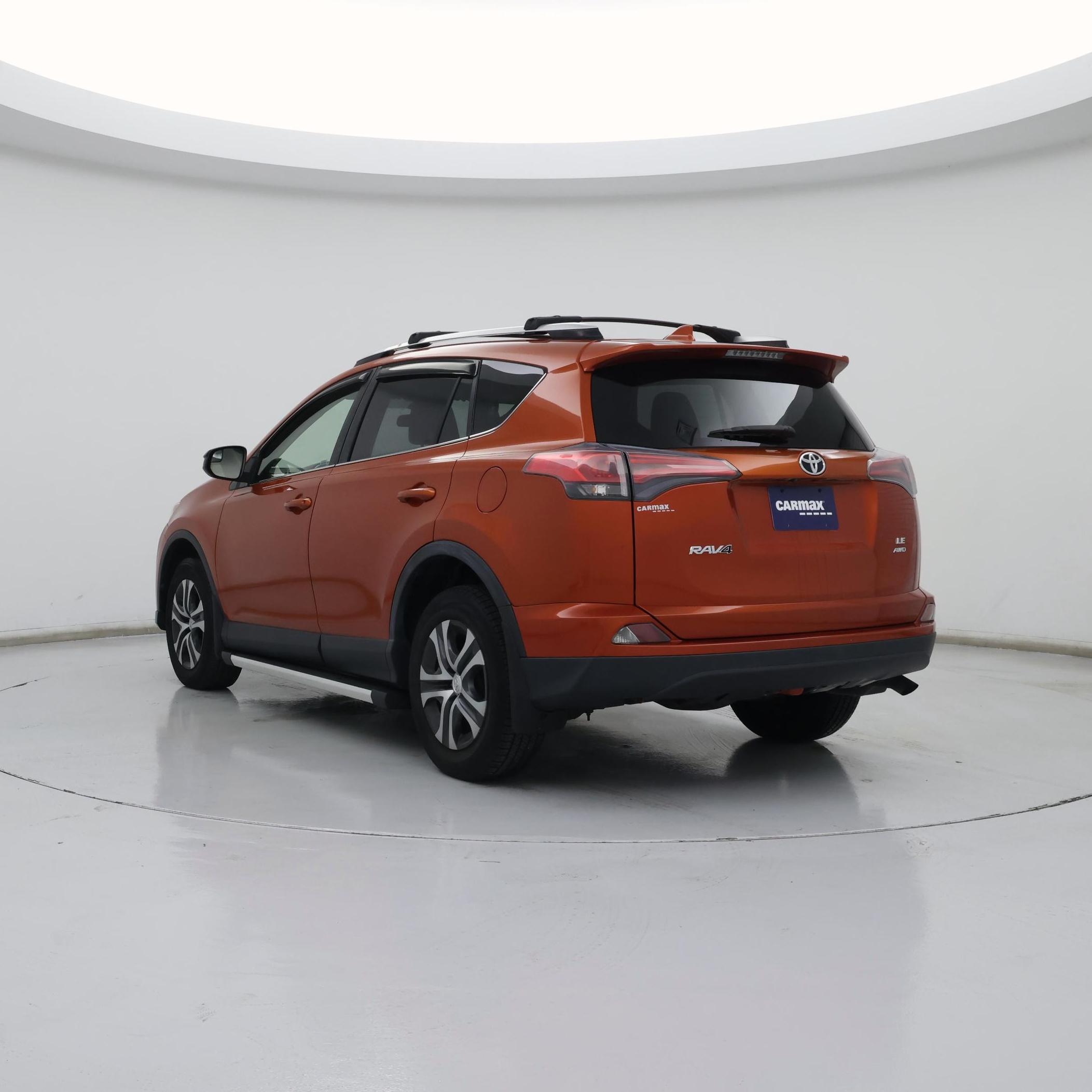 Thumbnail: 2016 Toyota RAV4 - 2