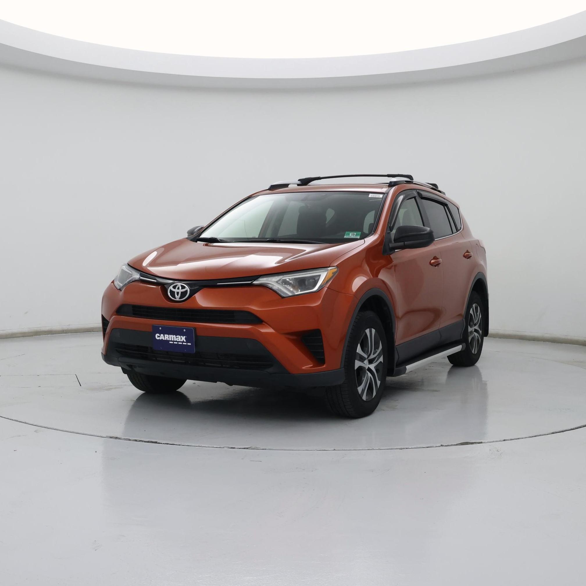 Thumbnail: 2016 Toyota RAV4 - 4