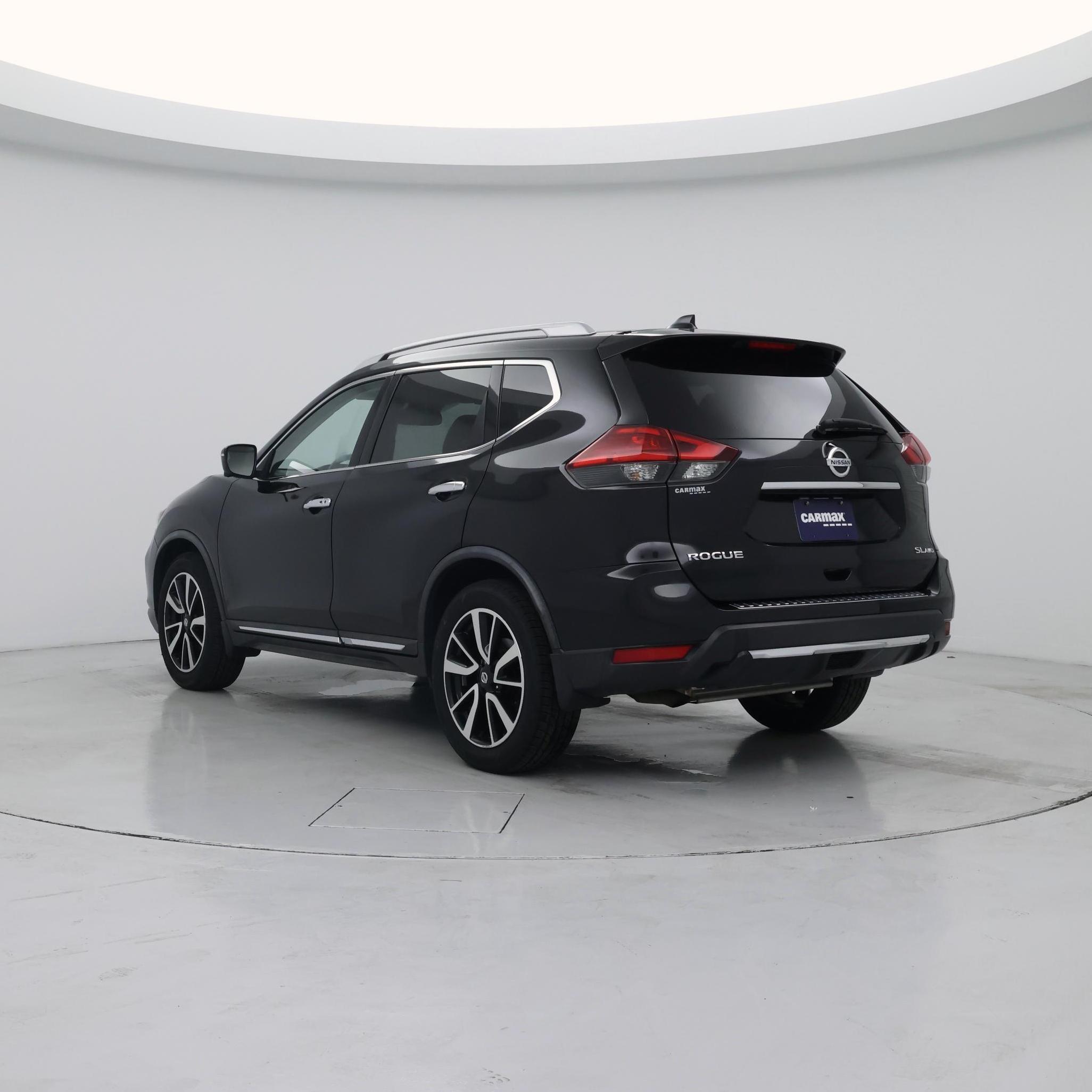 Thumbnail: 2017 Nissan Rogue - 2