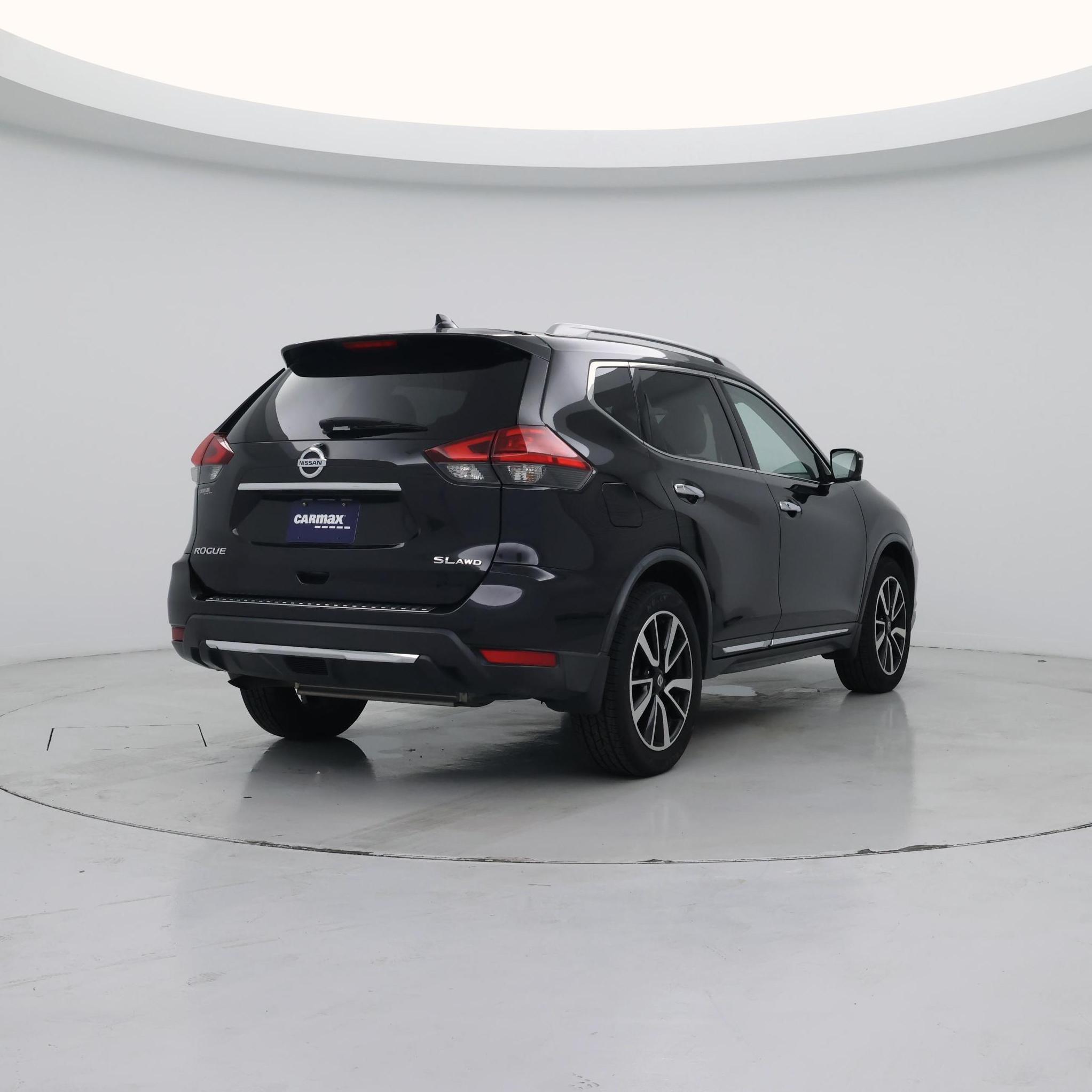 Thumbnail: 2017 Nissan Rogue - 8