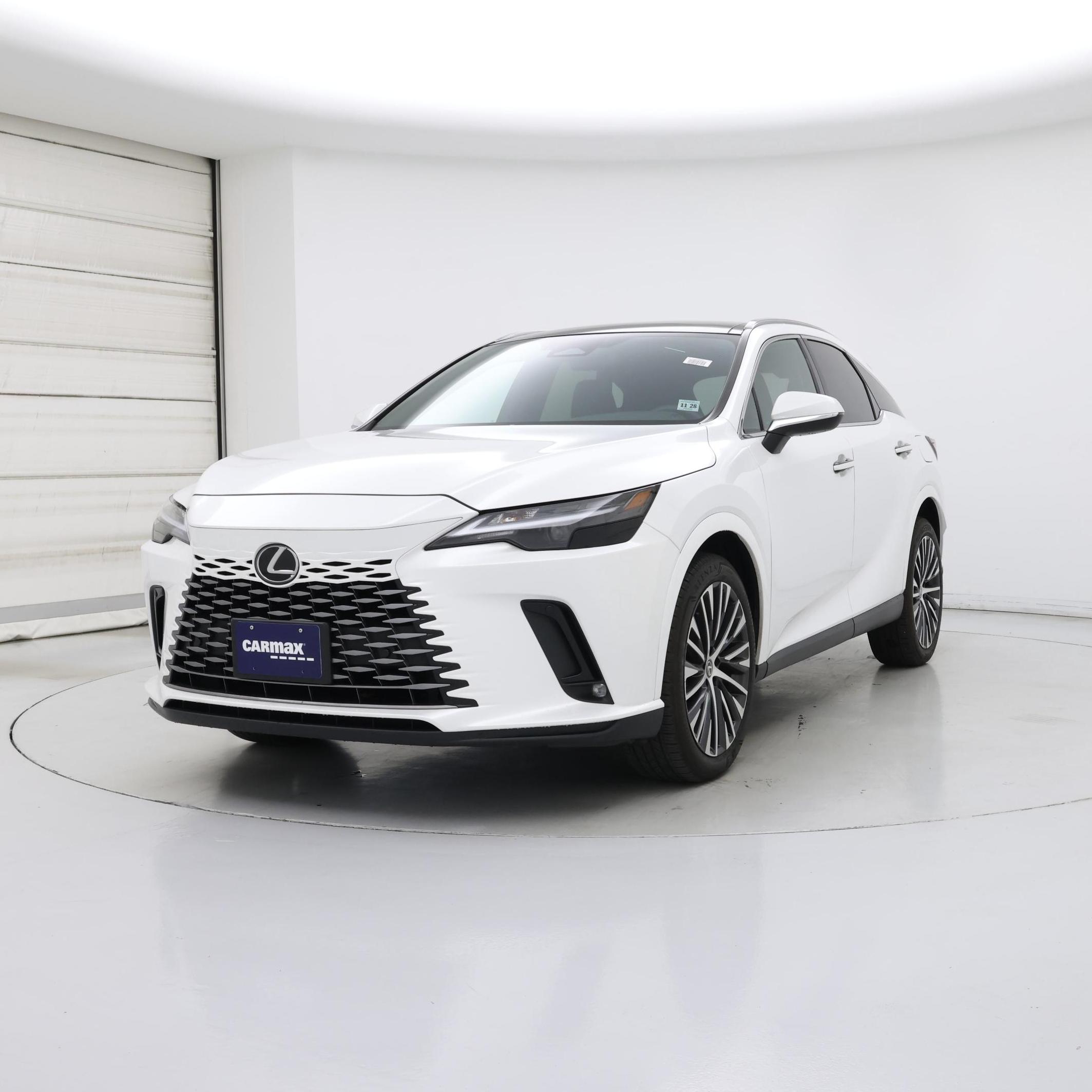 Thumbnail: 2023 Lexus RX - 4
