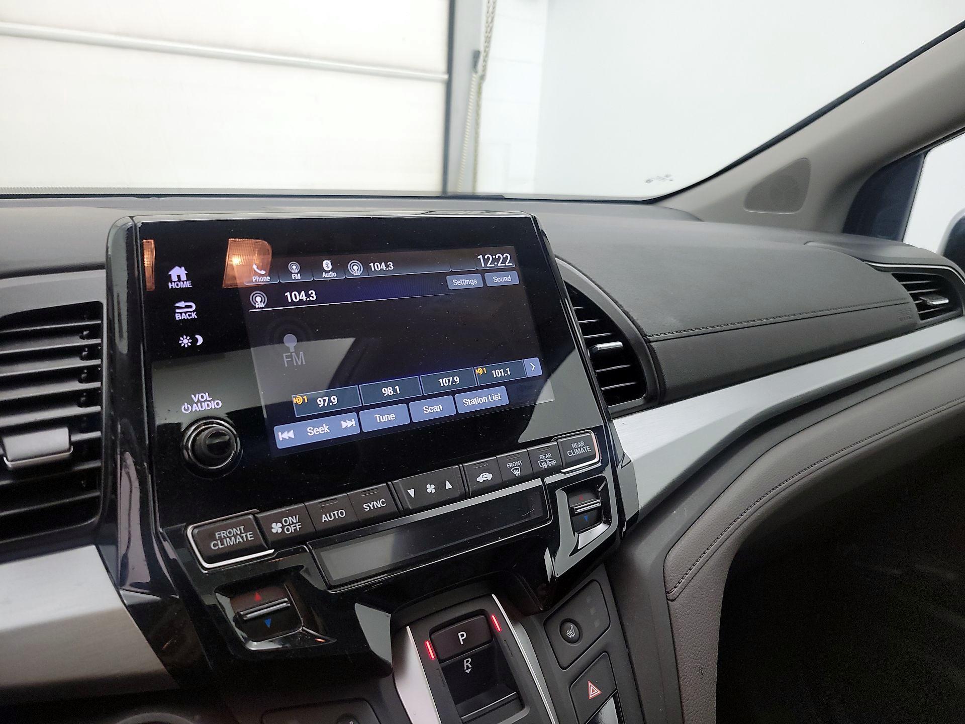 Thumbnail: 2020 Honda Odyssey - 16