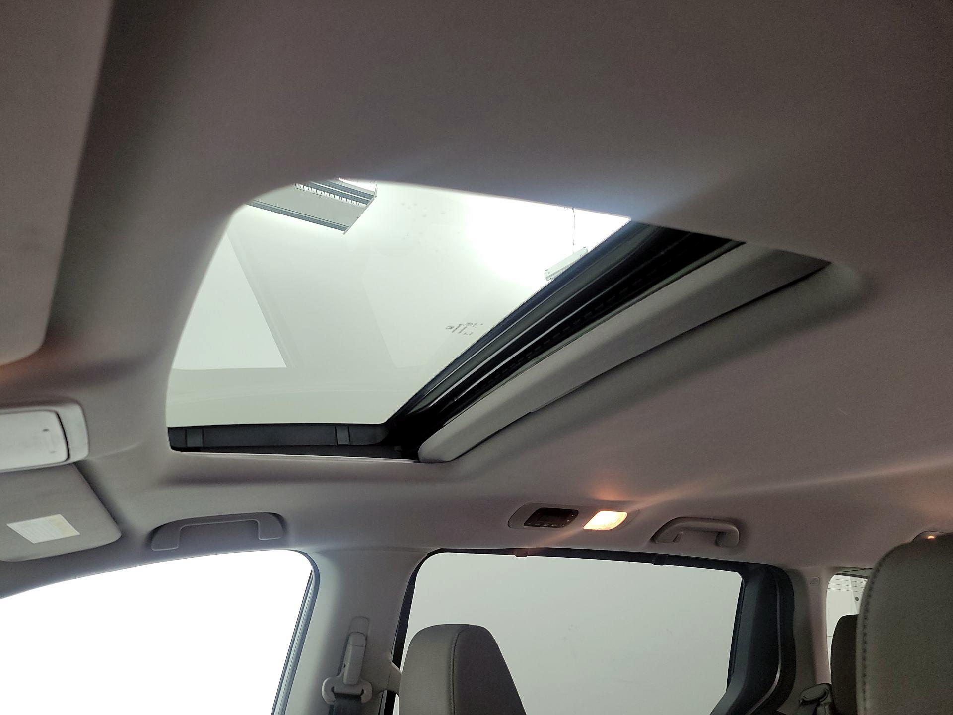 Thumbnail: 2020 Honda Odyssey - 19