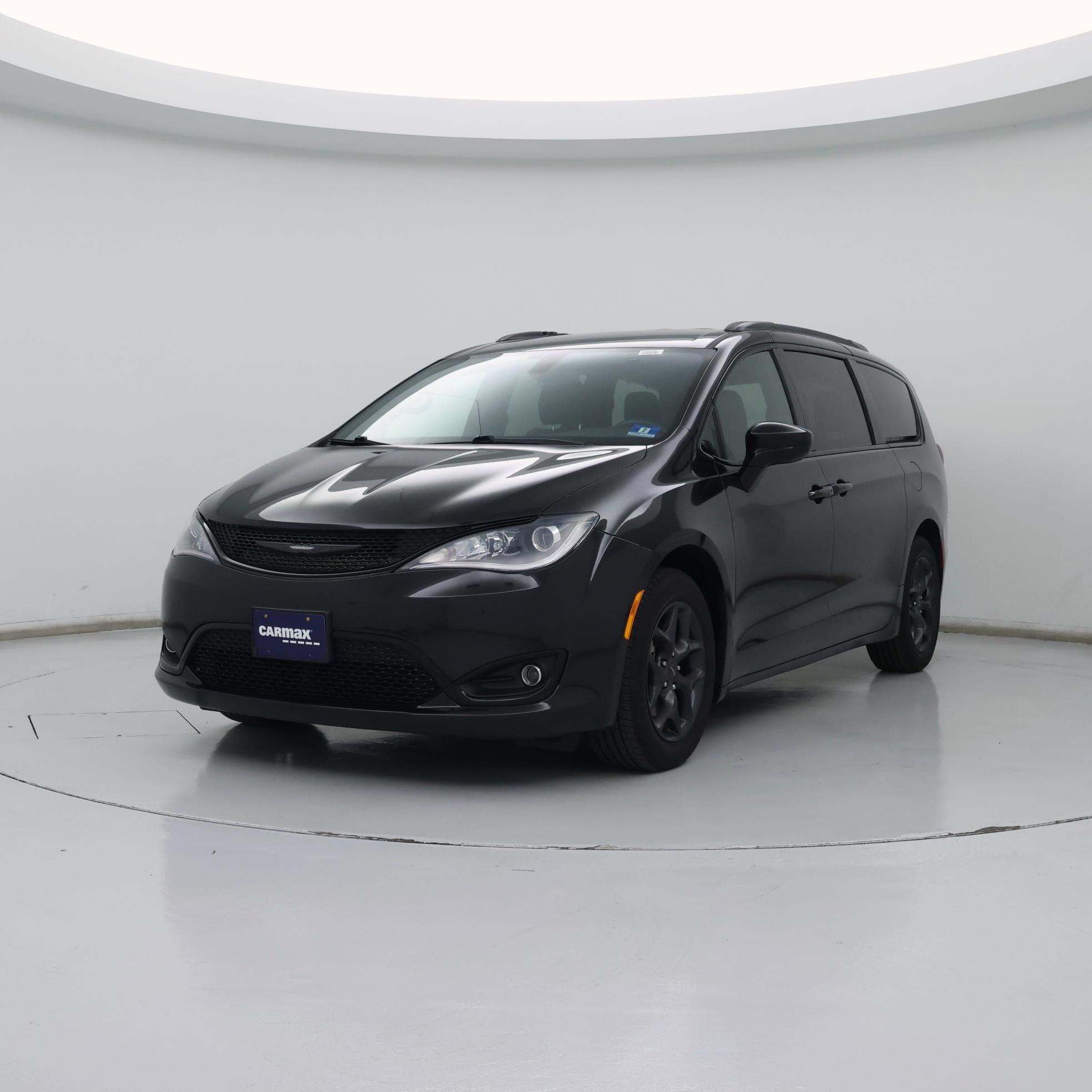 Thumbnail: 2020 Chrysler Pacifica - 4