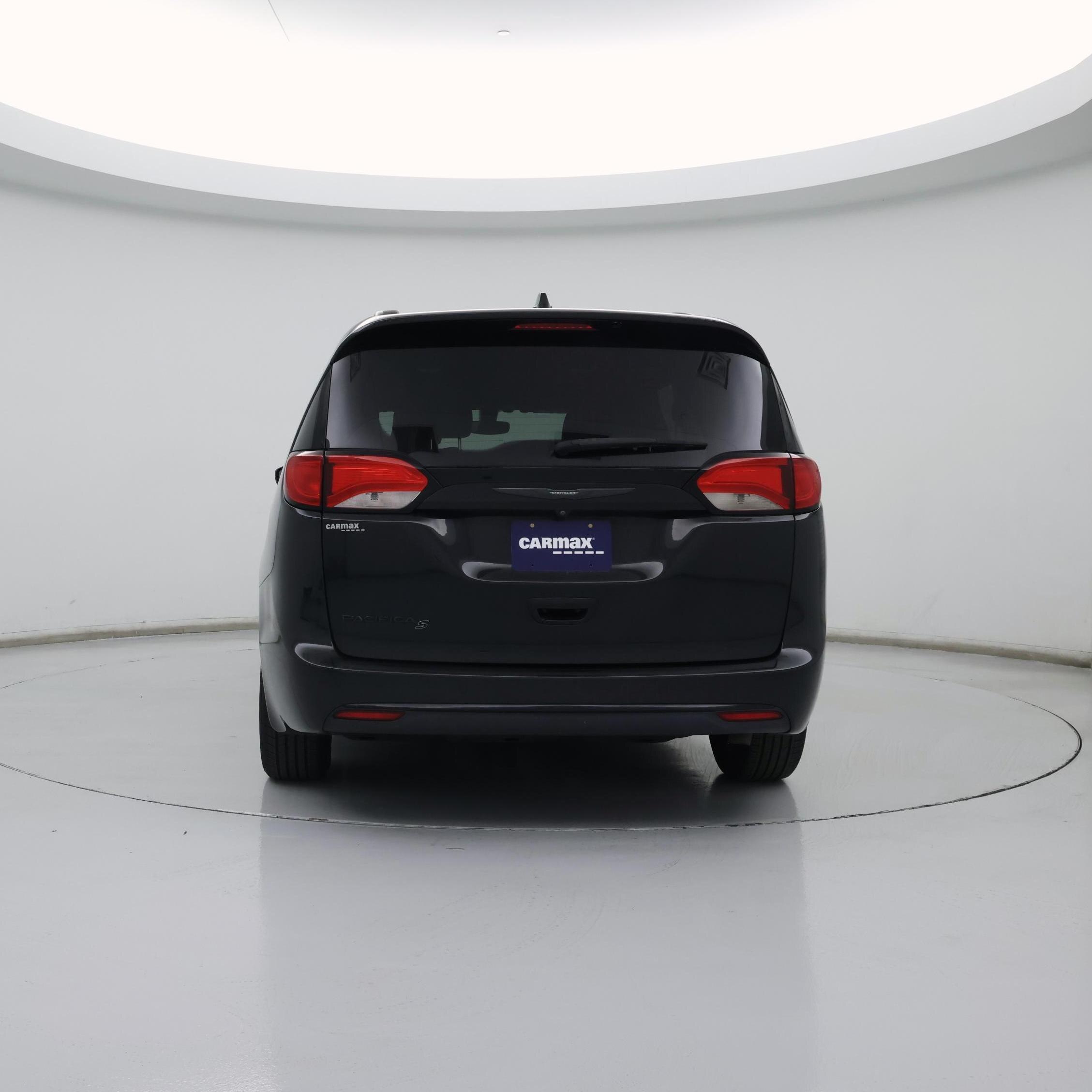 Thumbnail: 2020 Chrysler Pacifica - 6