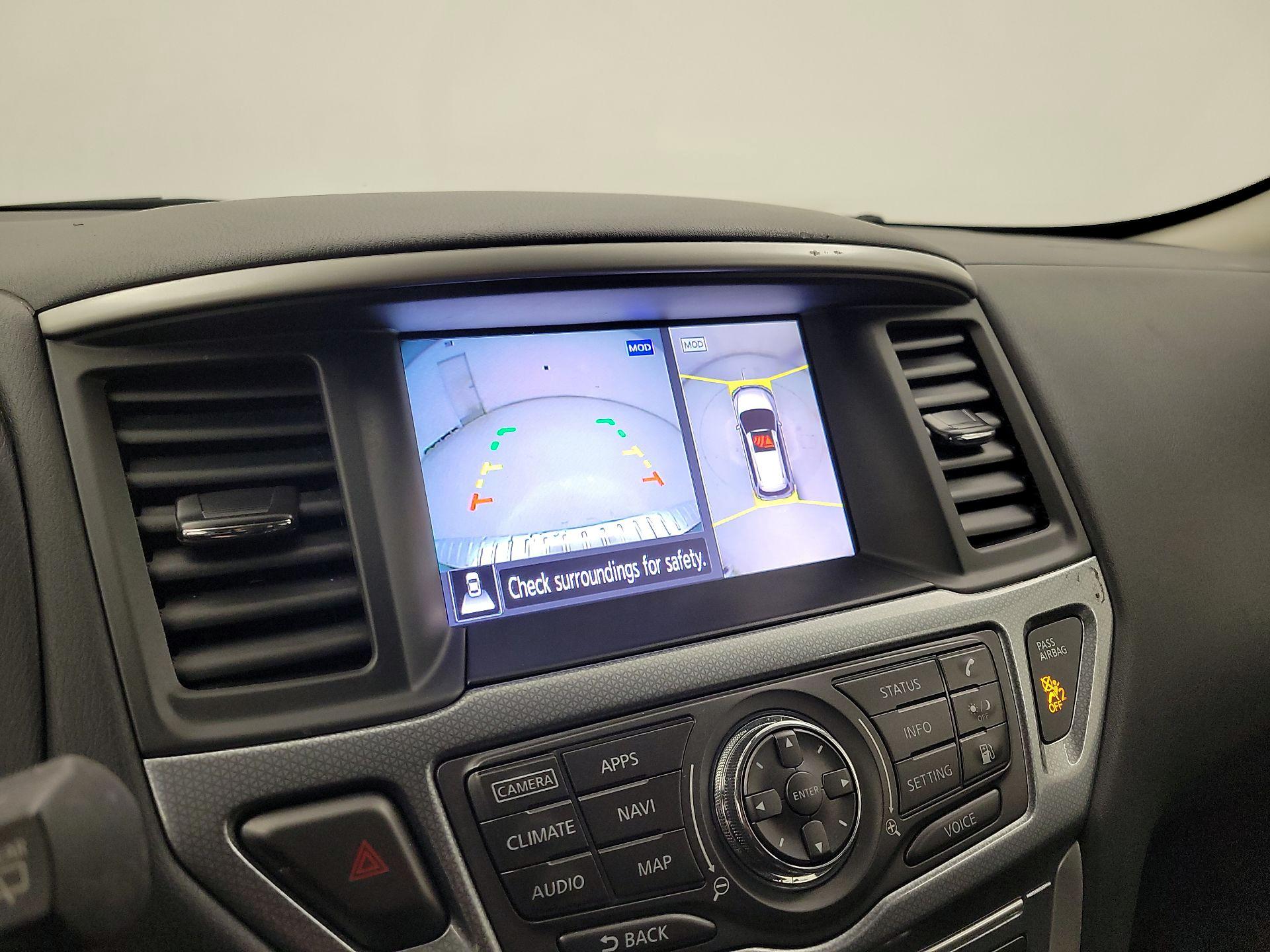 Thumbnail: 2020 Nissan Pathfinder - 15