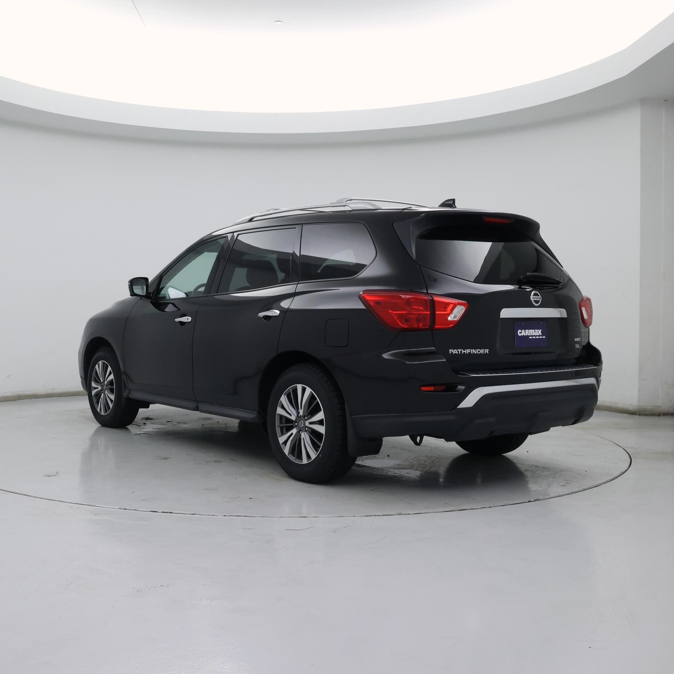 Thumbnail: 2020 Nissan Pathfinder - 2