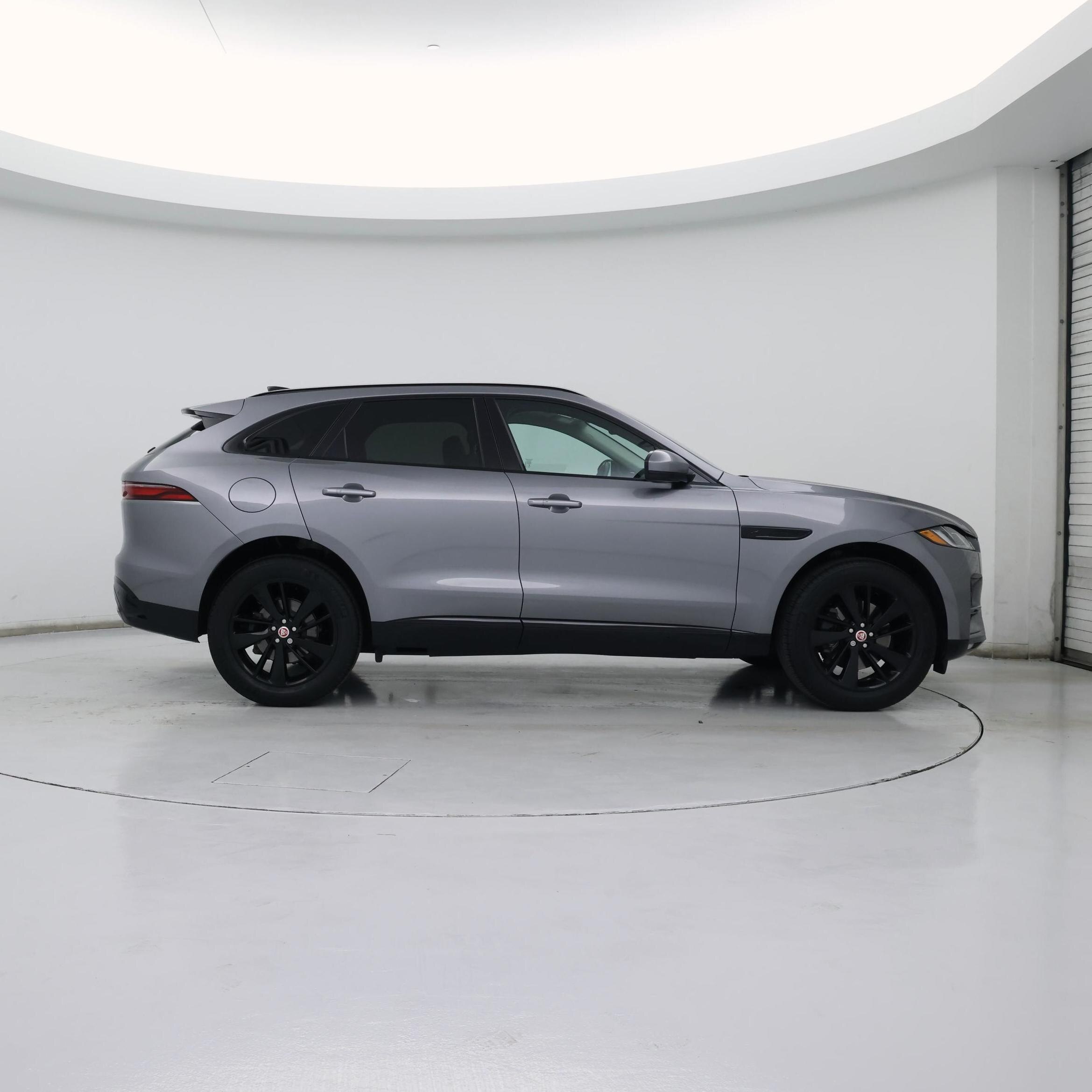 Thumbnail: 2022 Jaguar F-Pace - 7