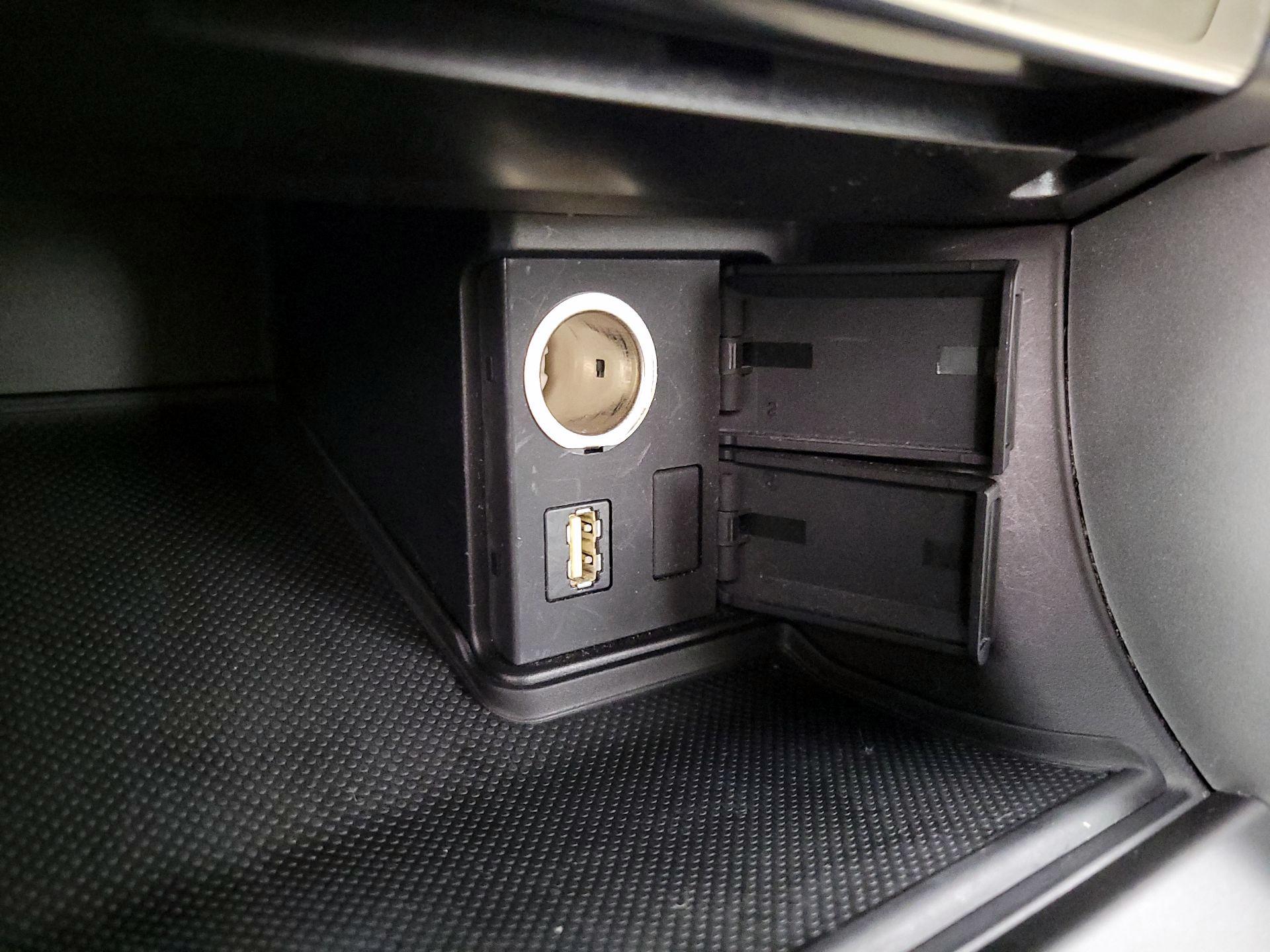 Thumbnail: 2015 Honda Accord - 18