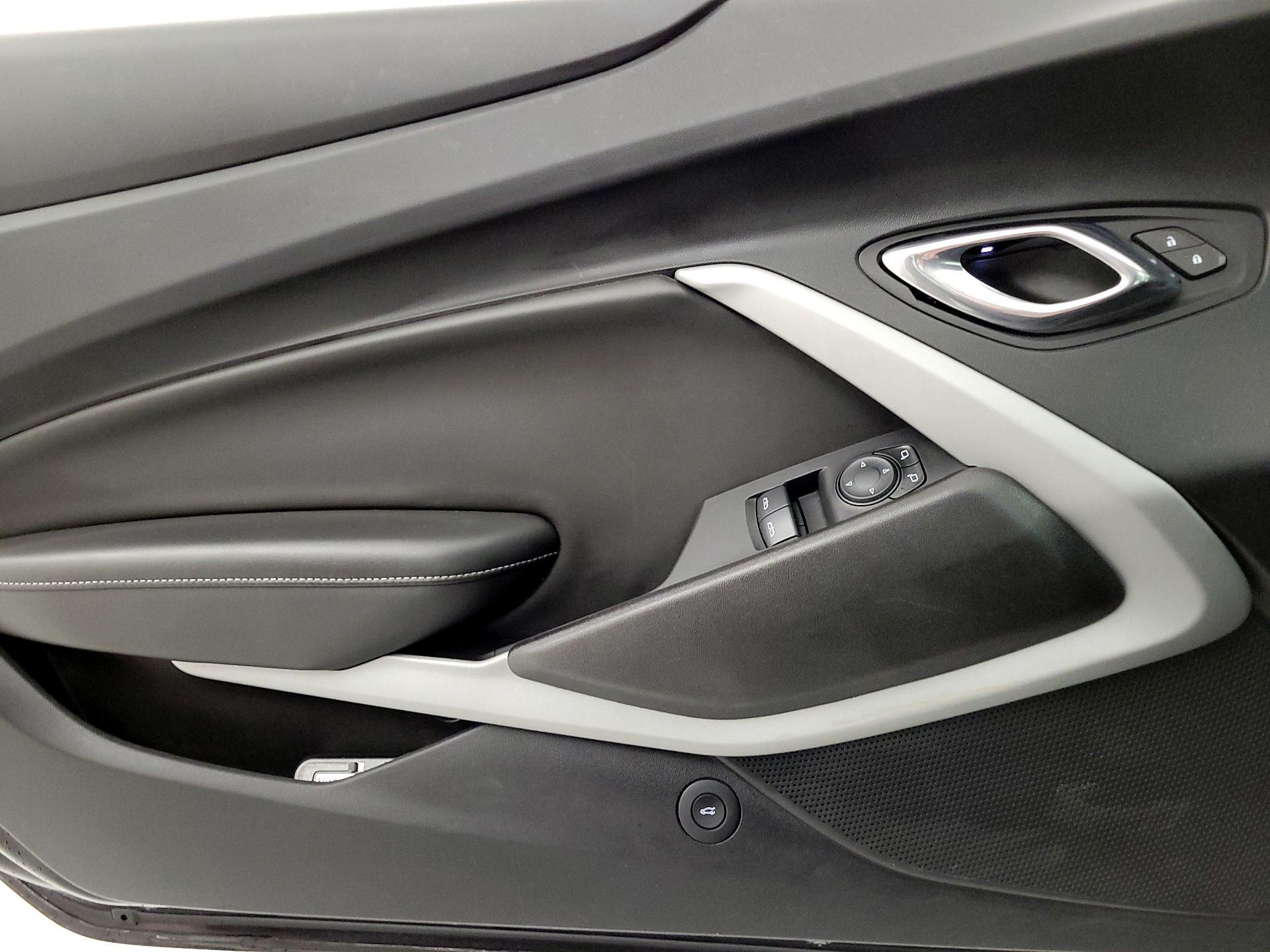 Thumbnail: 2021 Chevrolet Camaro - 12