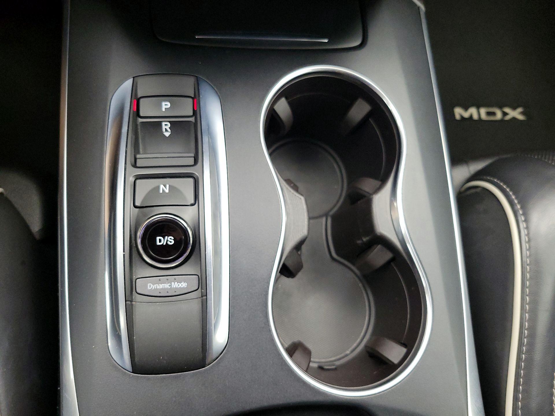 Thumbnail: 2018 Acura MDX - 18