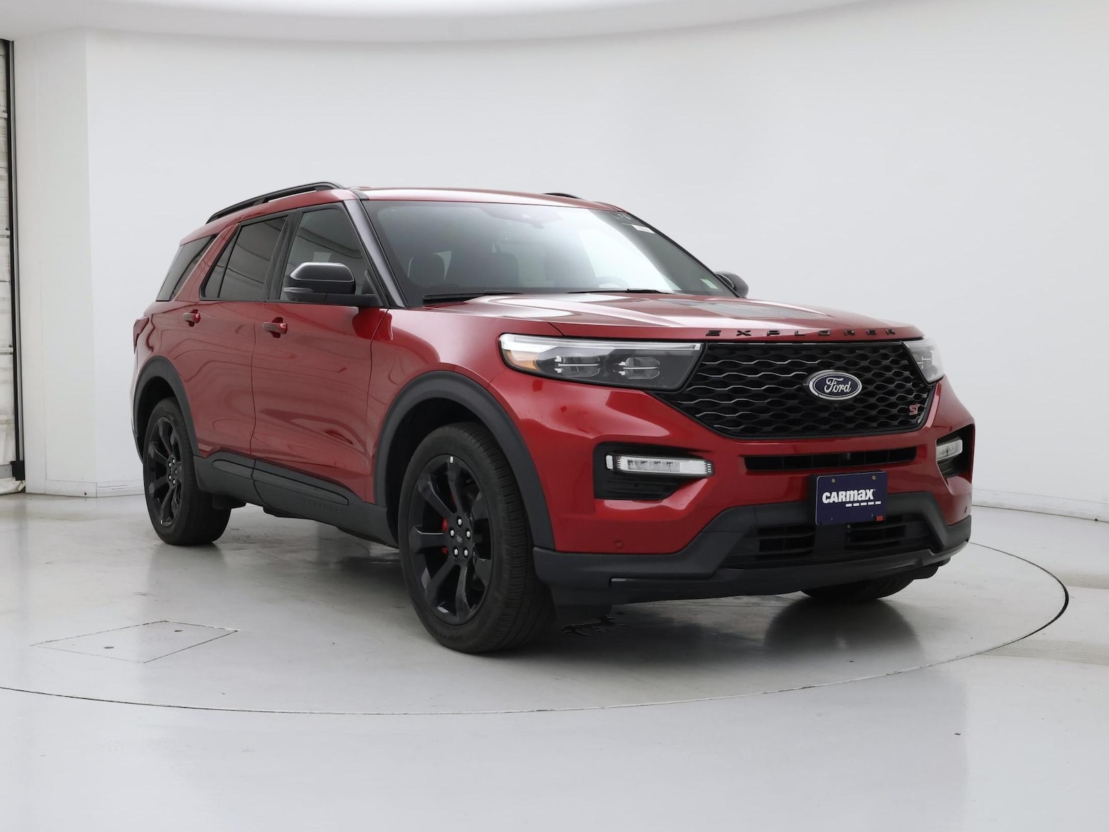 2023 Ford Explorer ST - Photo 2