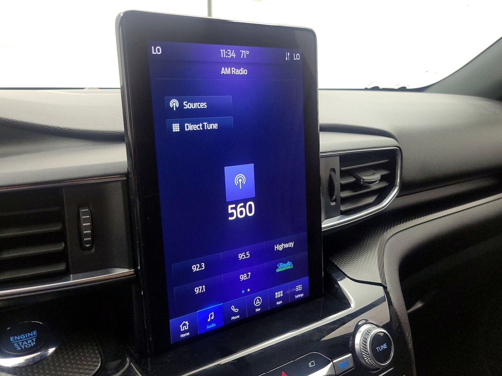 2023 Ford Explorer ST - Photo 17