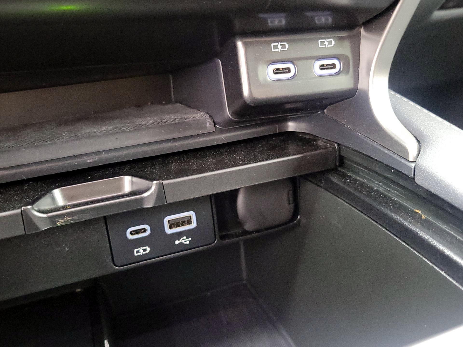 Thumbnail: 2023 Lexus RX - 18