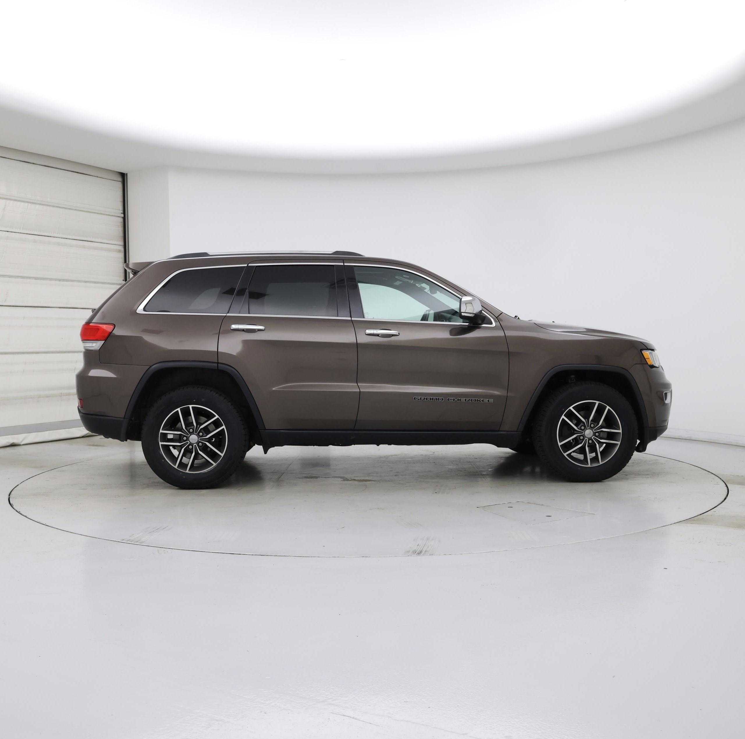 Thumbnail: 2018 Jeep Grand Cherokee - 7