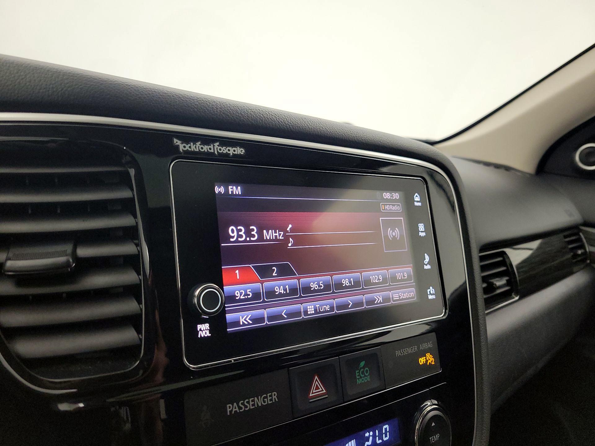 Thumbnail: 2018 Mitsubishi Outlander - 15