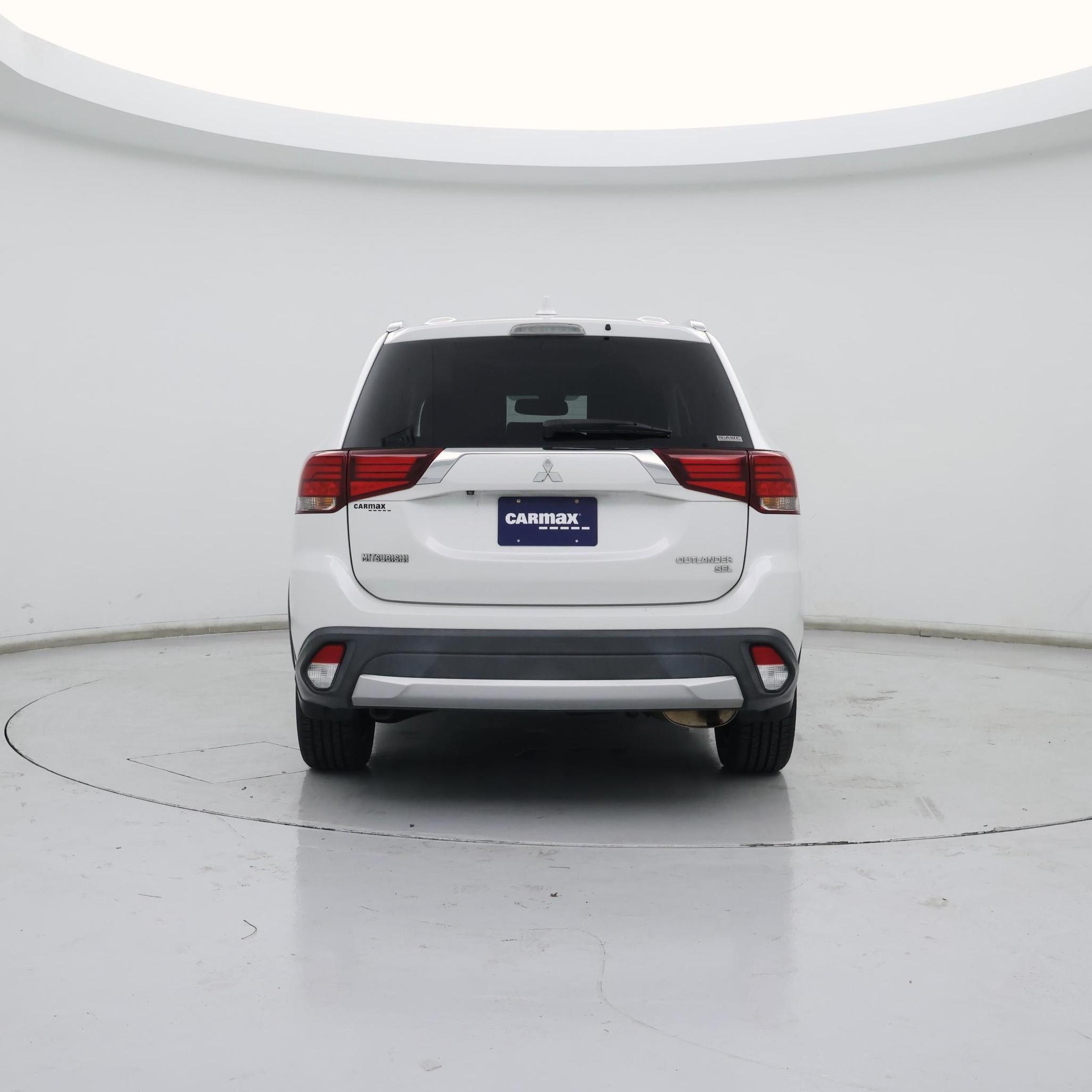 Thumbnail: 2018 Mitsubishi Outlander - 6