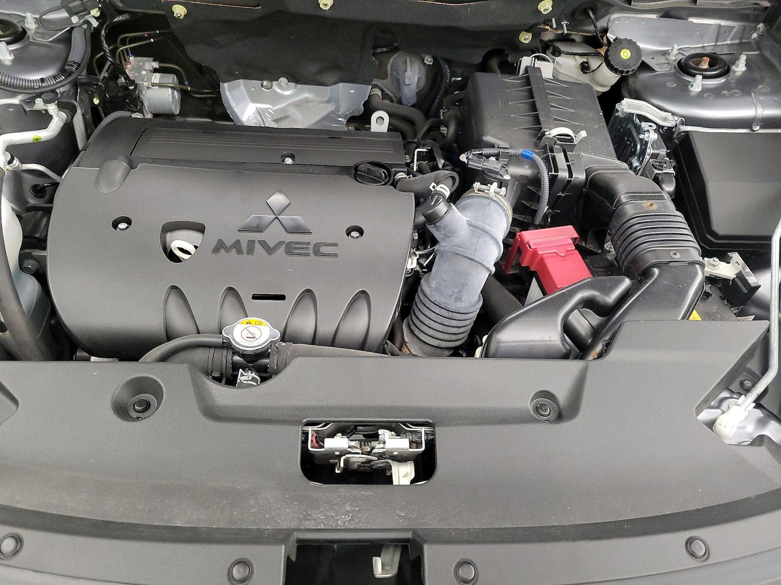 2022 Mitsubishi Outlander Sport LE - Photo 22