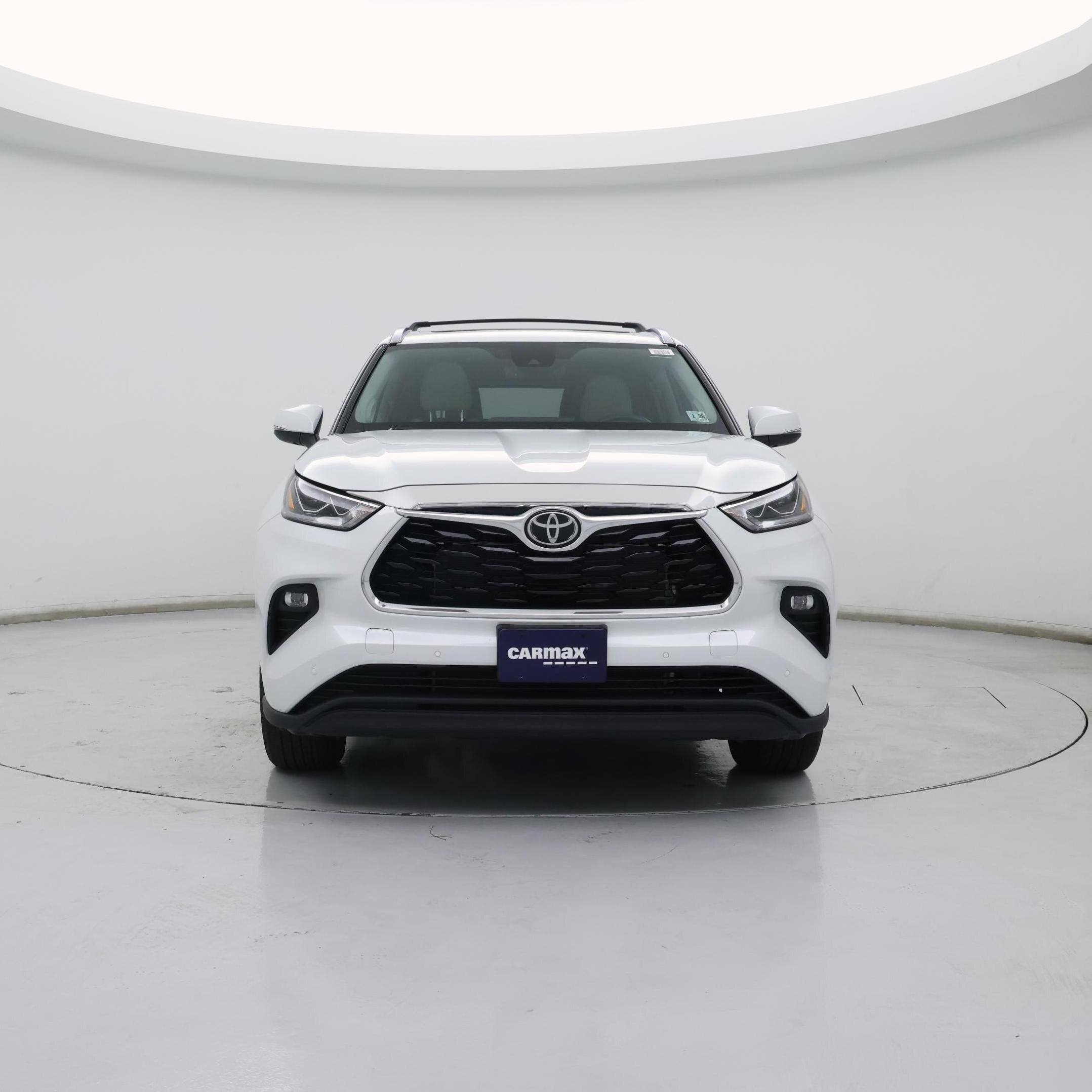Thumbnail: 2023 Toyota Highlander - 5