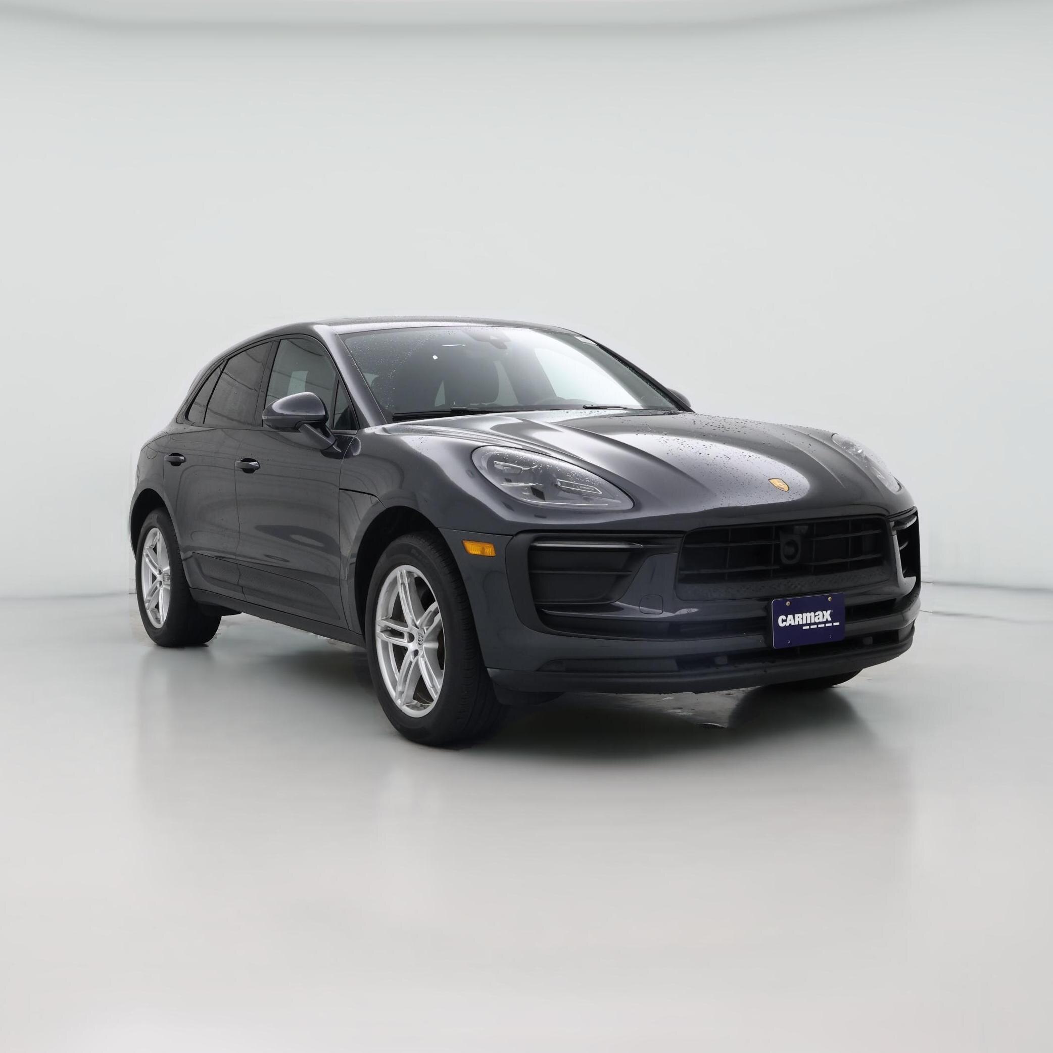 Thumbnail: 2023 Porsche Macan - 1
