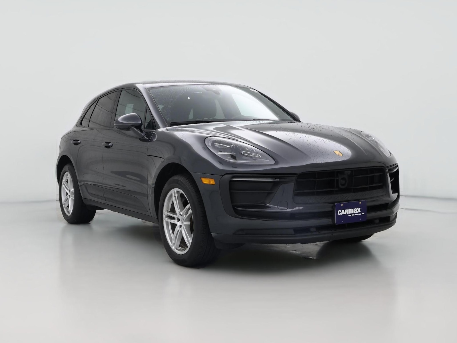 2023 Porsche Macan T
