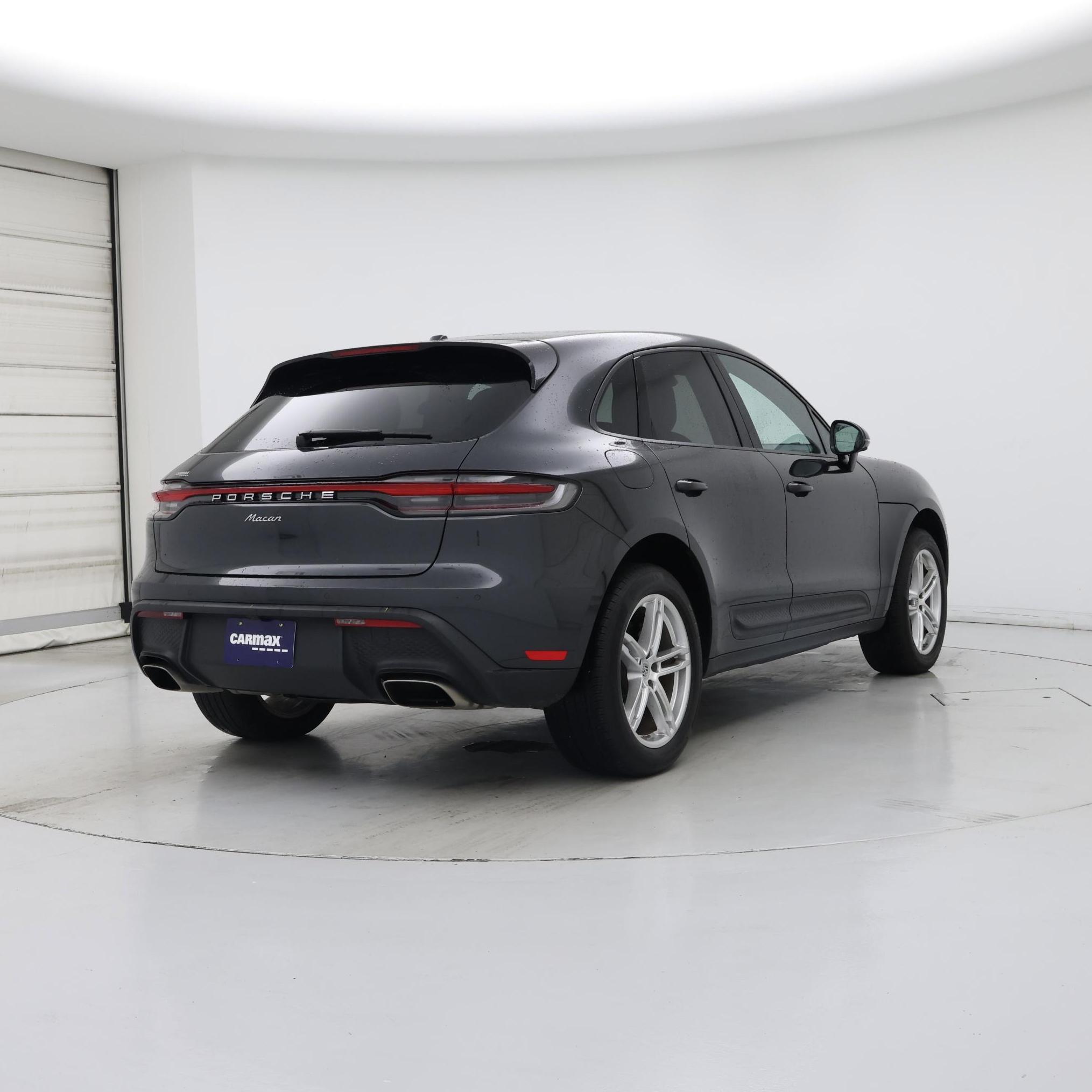Thumbnail: 2023 Porsche Macan - 8
