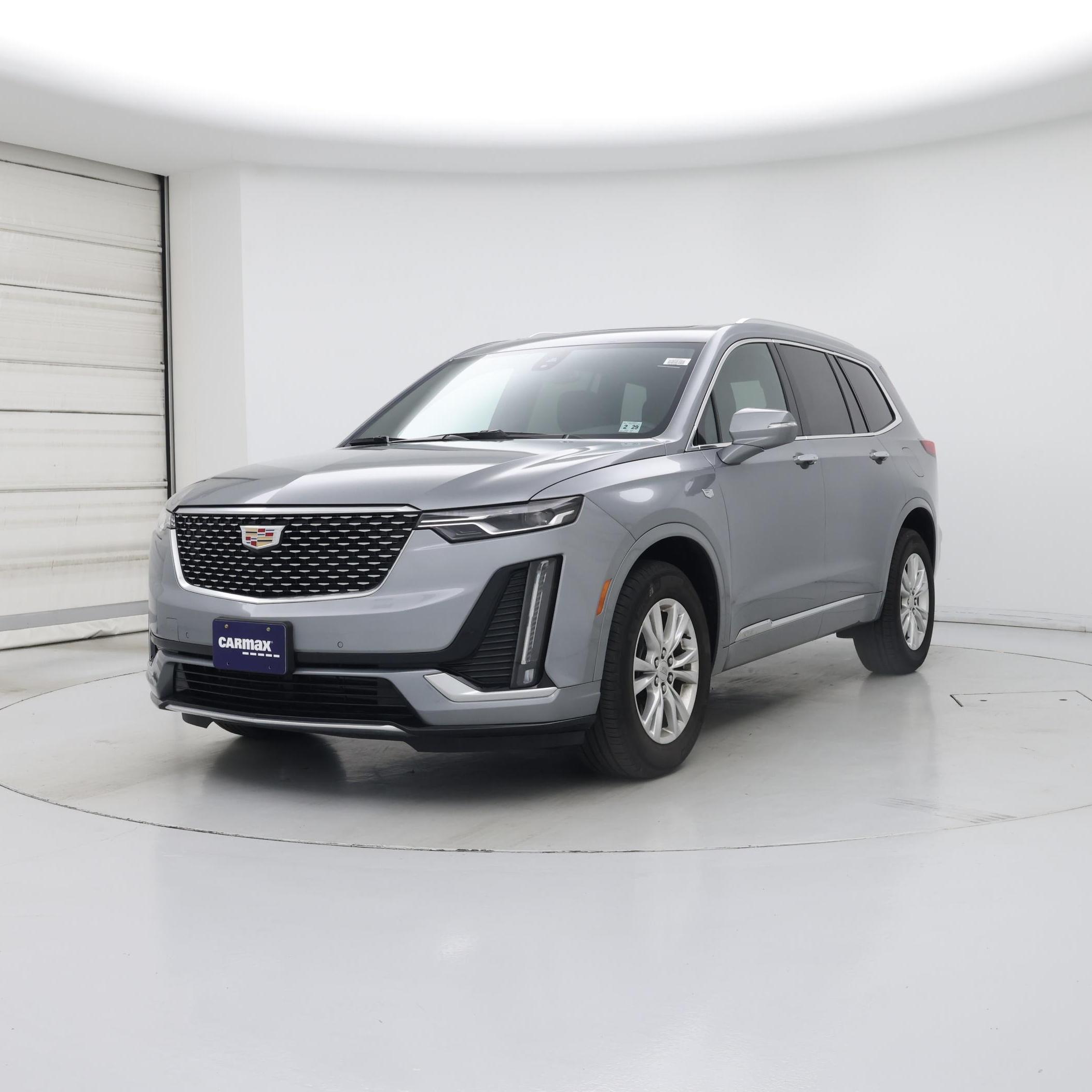 Thumbnail: 2024 Cadillac XT6 - 4