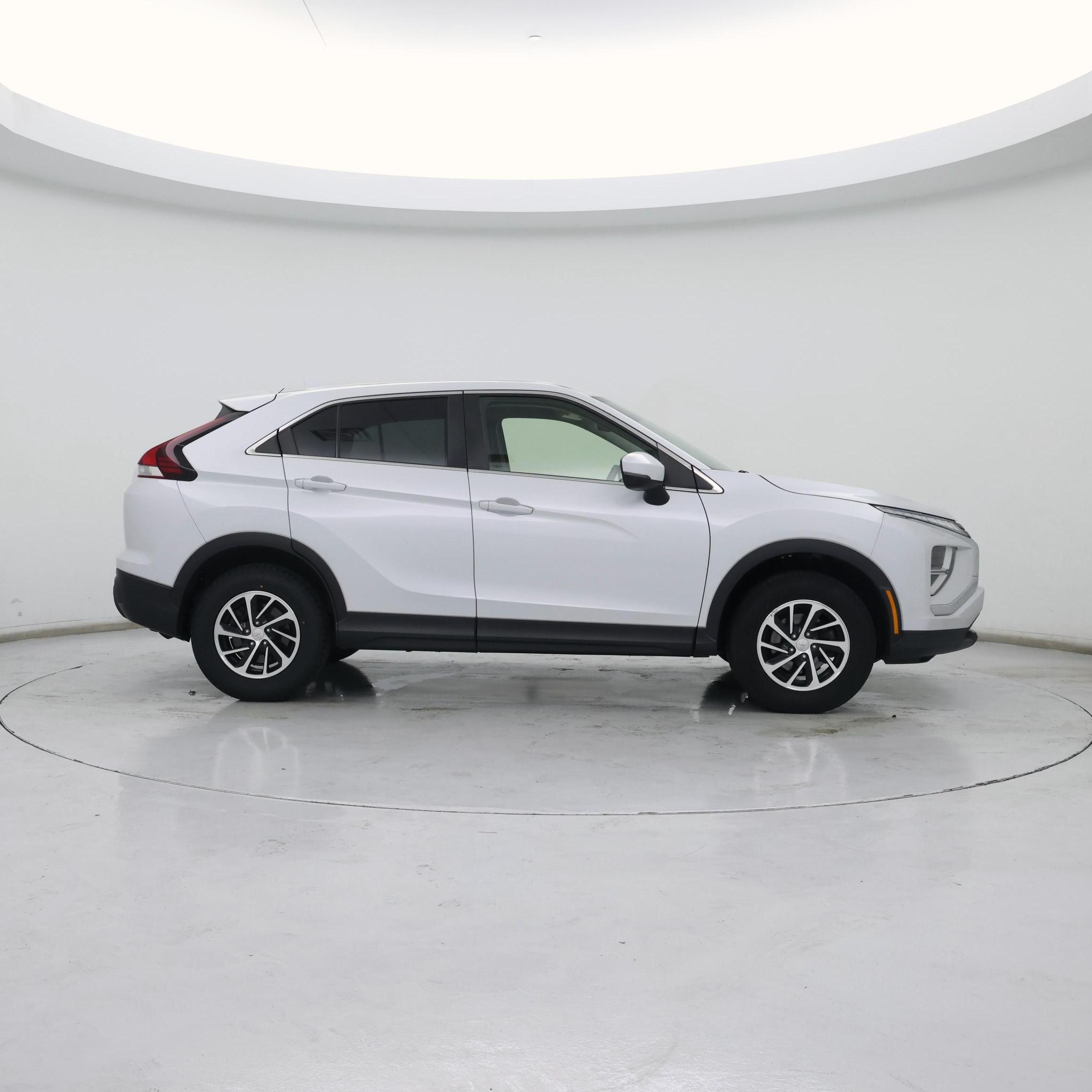 Thumbnail: 2022 Mitsubishi Eclipse Cross - 7