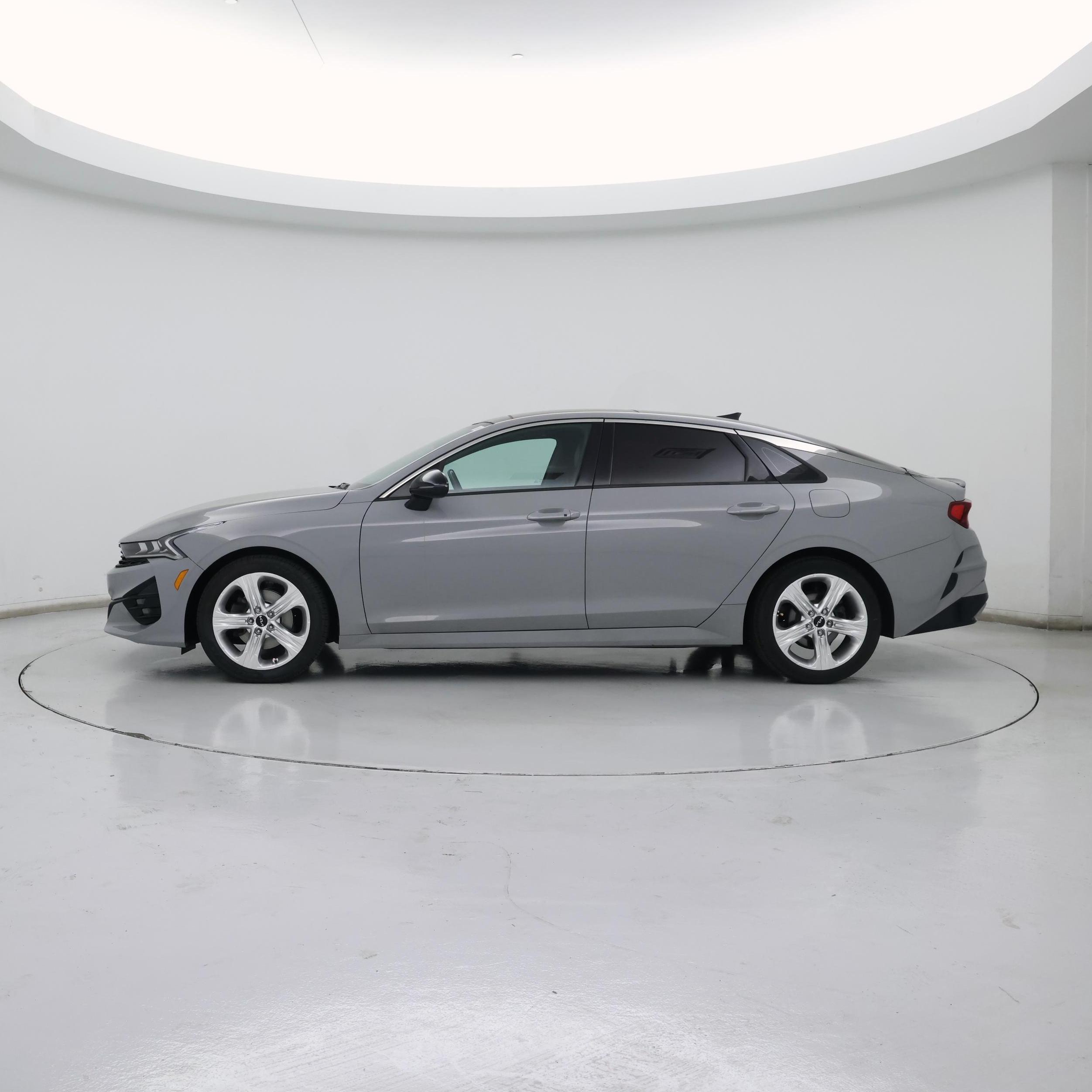 Thumbnail: 2022 Kia K5 - 3