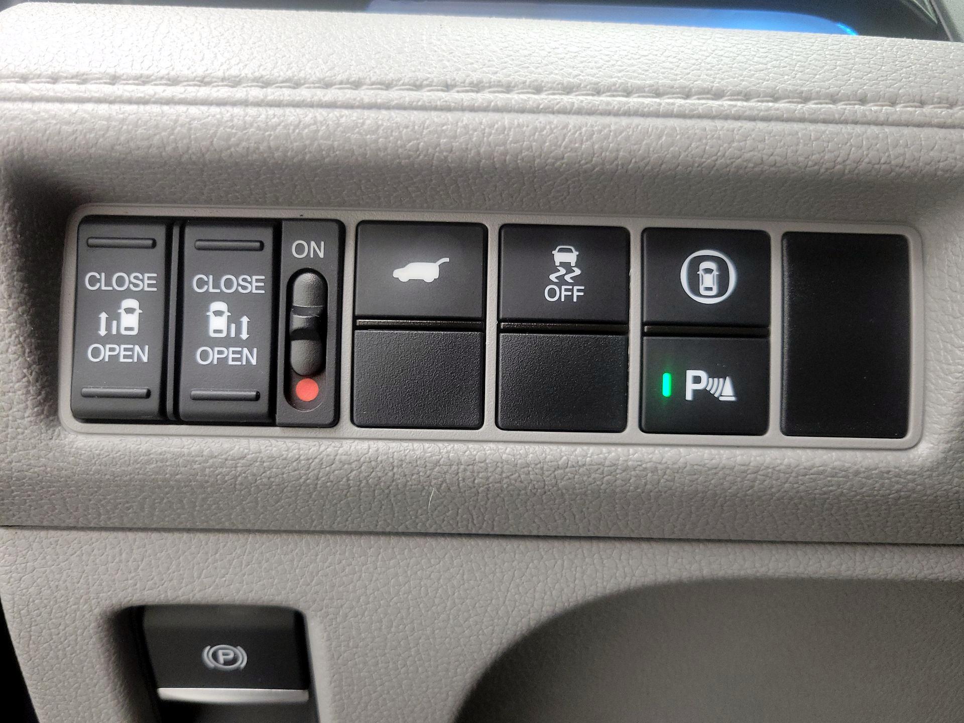 Thumbnail: 2024 Honda Odyssey - 13