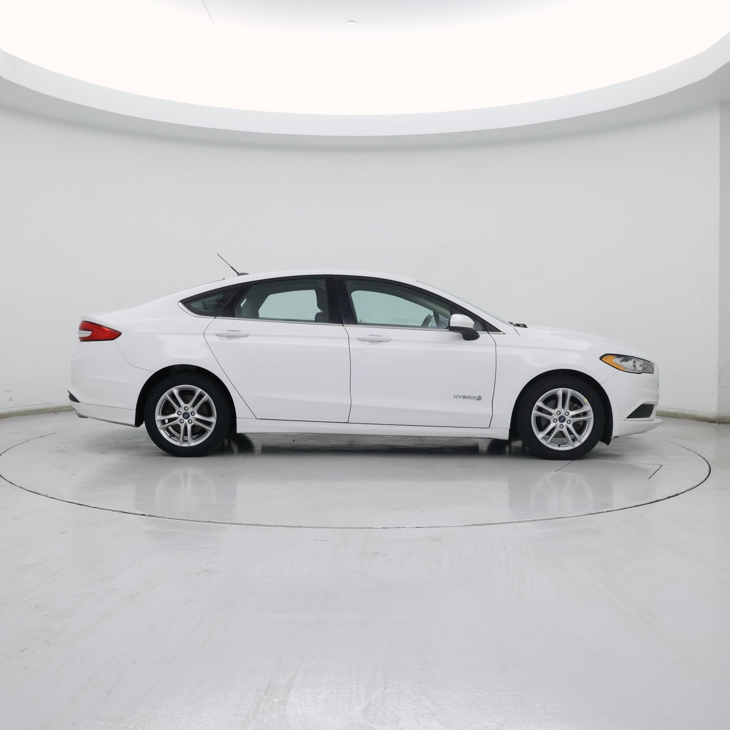 Thumbnail: 2018 Ford Fusion - 7