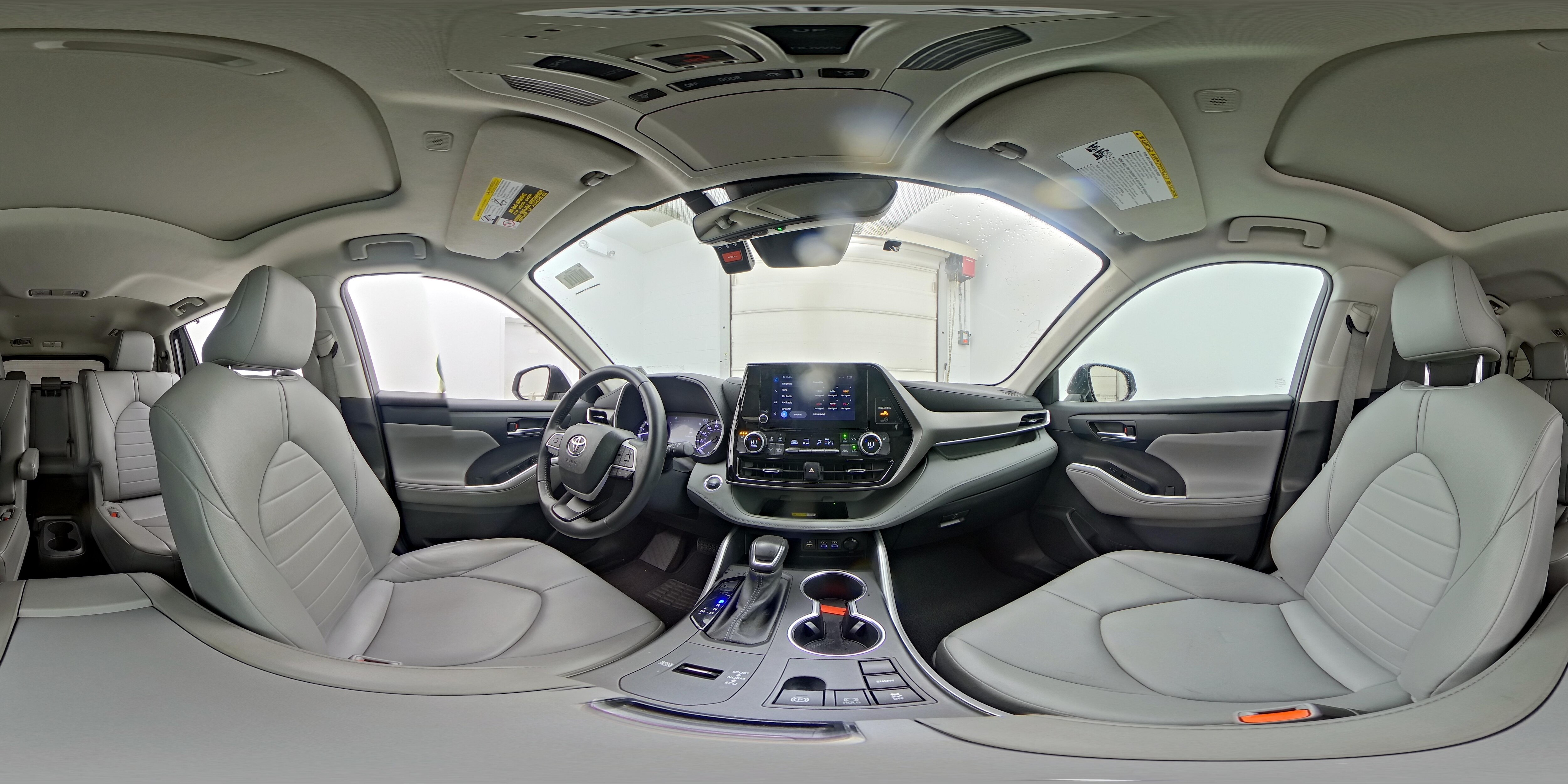 2023 Toyota Highlander XLE - Photo 25
