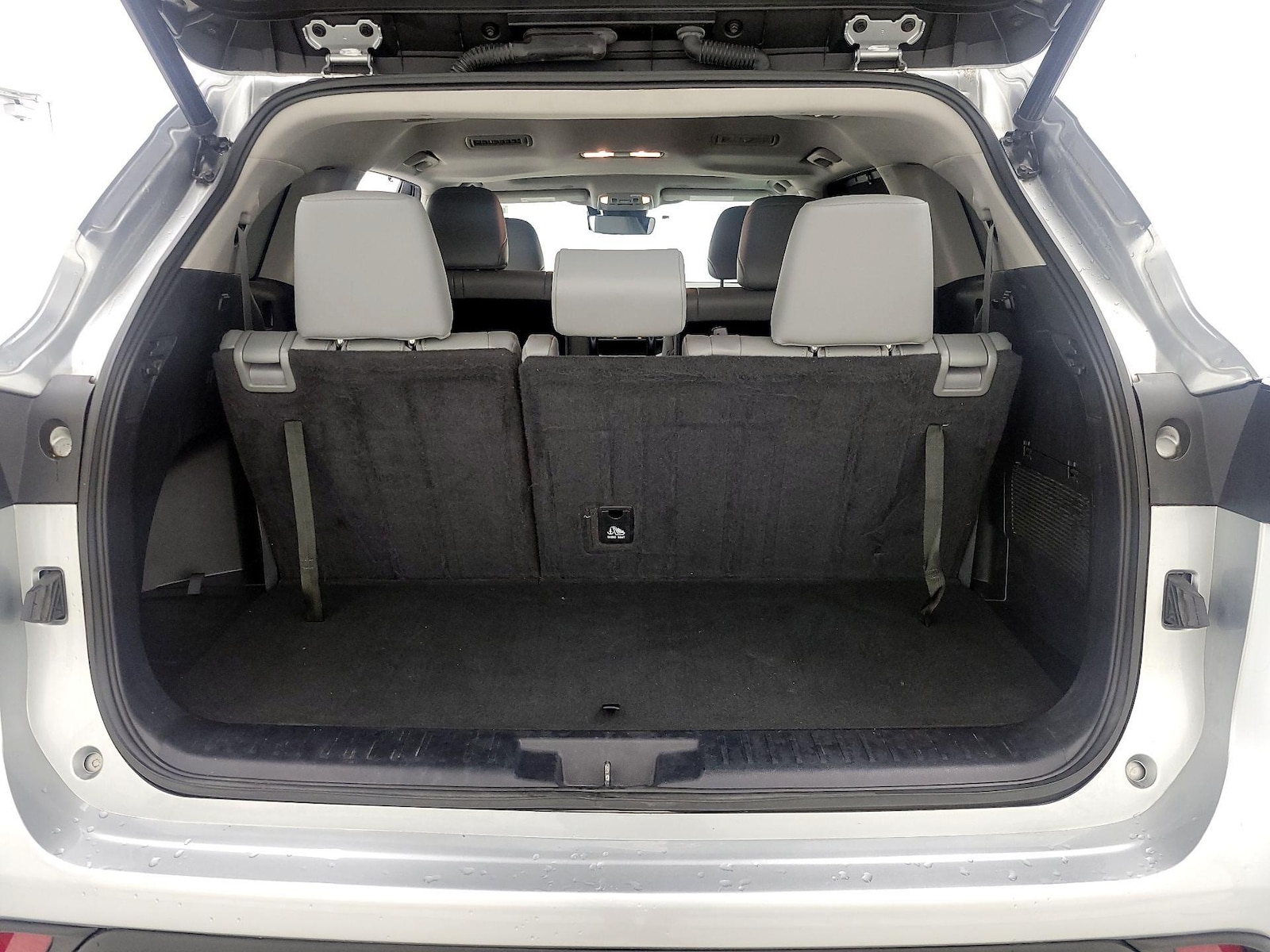 2023 Toyota Highlander XLE - Photo 22