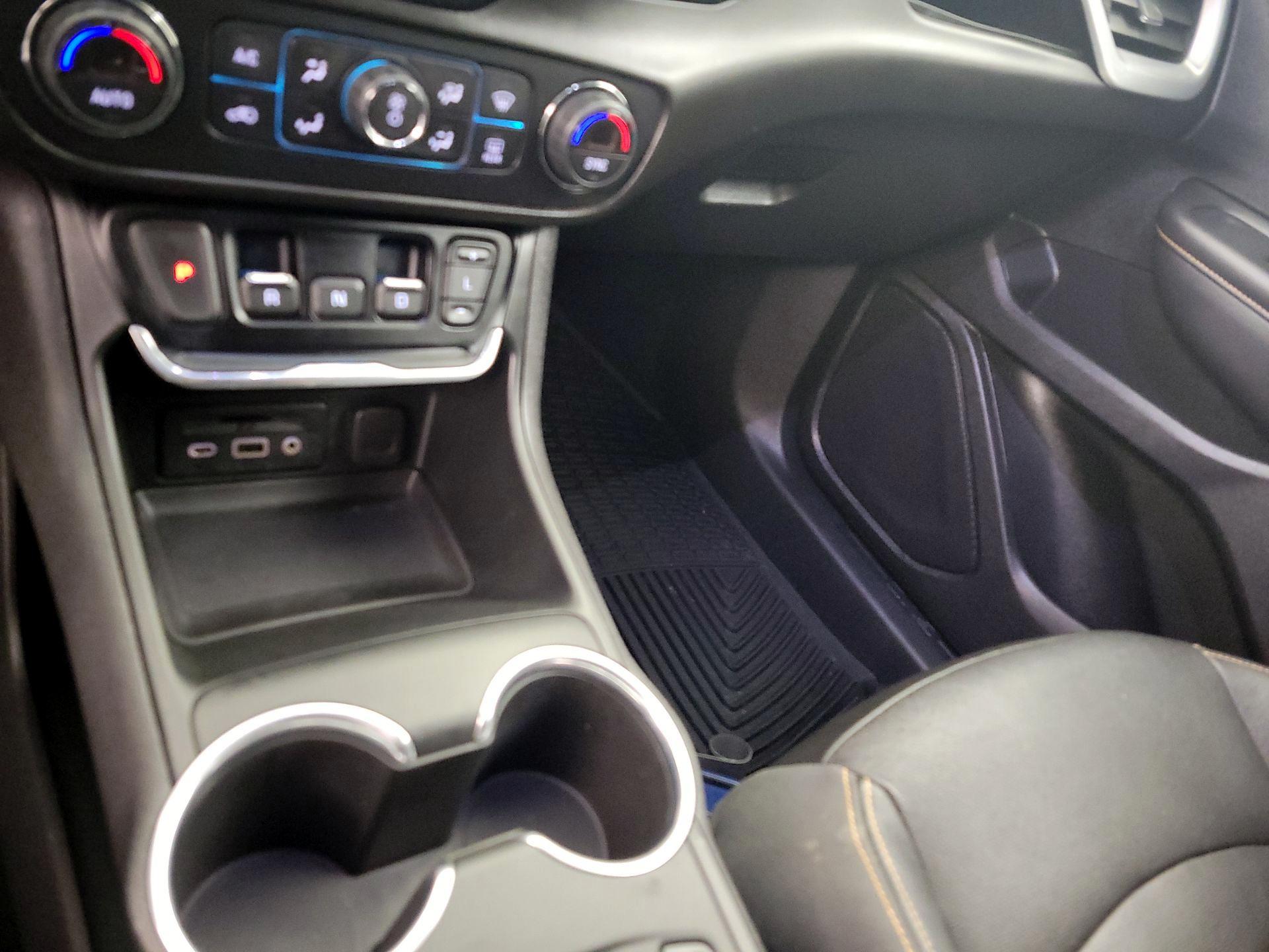 Thumbnail: 2021 GMC Terrain - 17