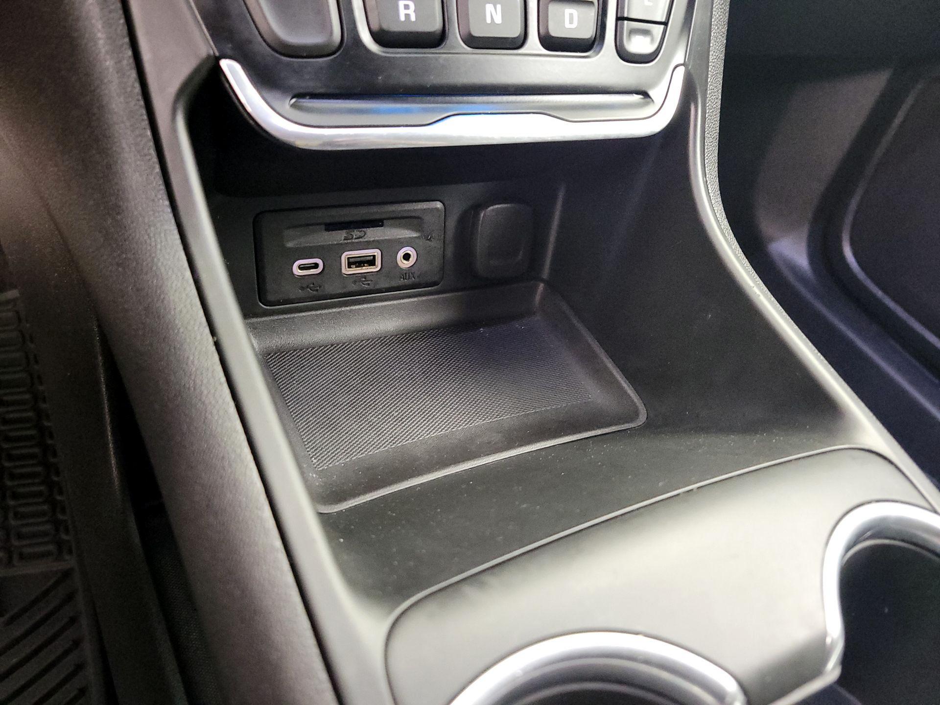 Thumbnail: 2021 GMC Terrain - 18