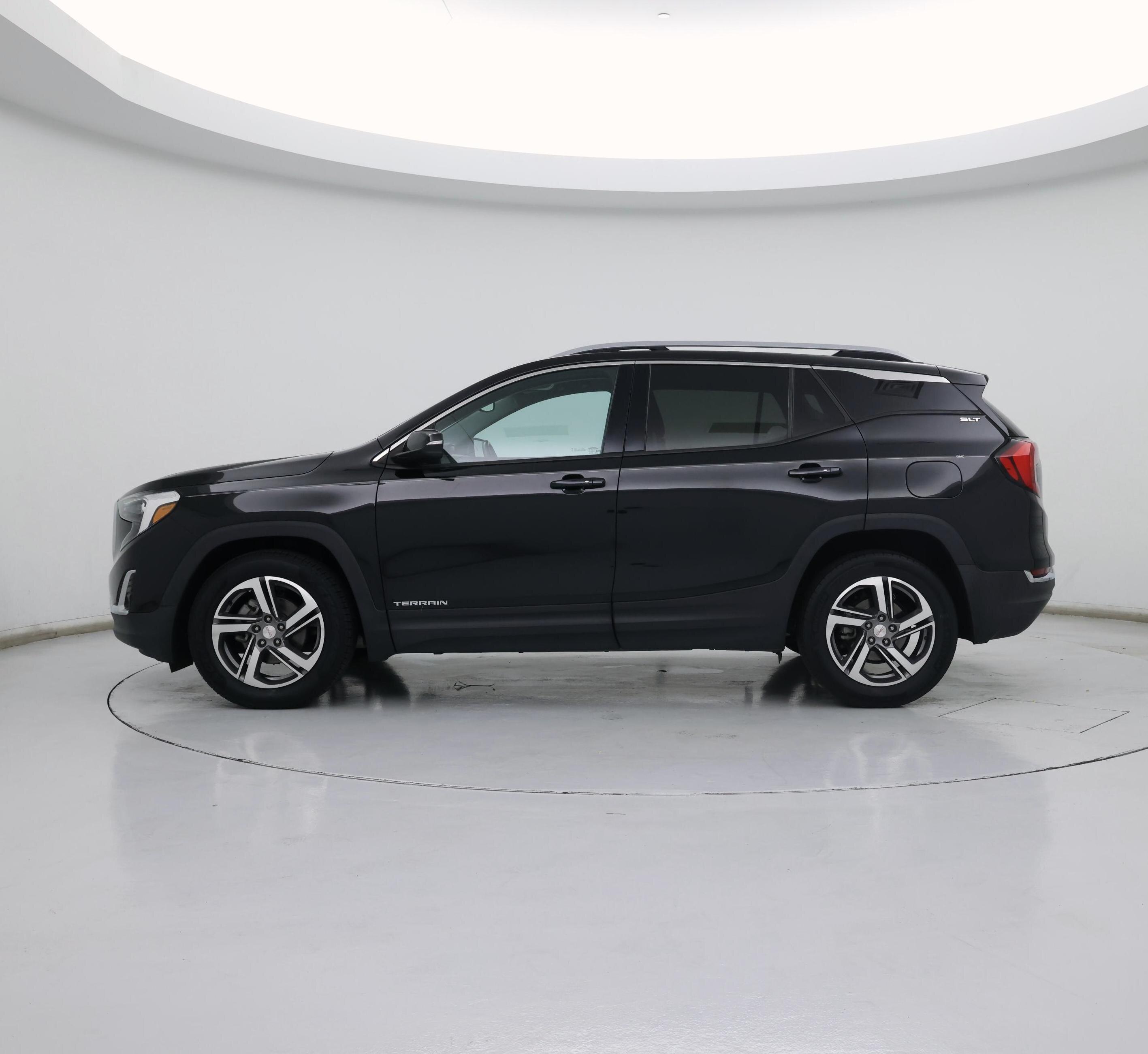 Thumbnail: 2021 GMC Terrain - 3