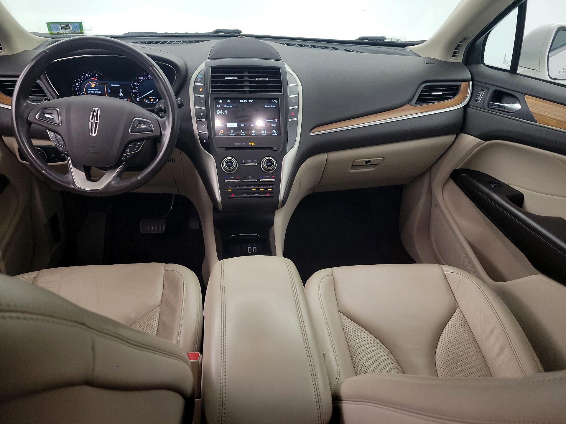 Thumbnail: 2017 Lincoln MKC - 9