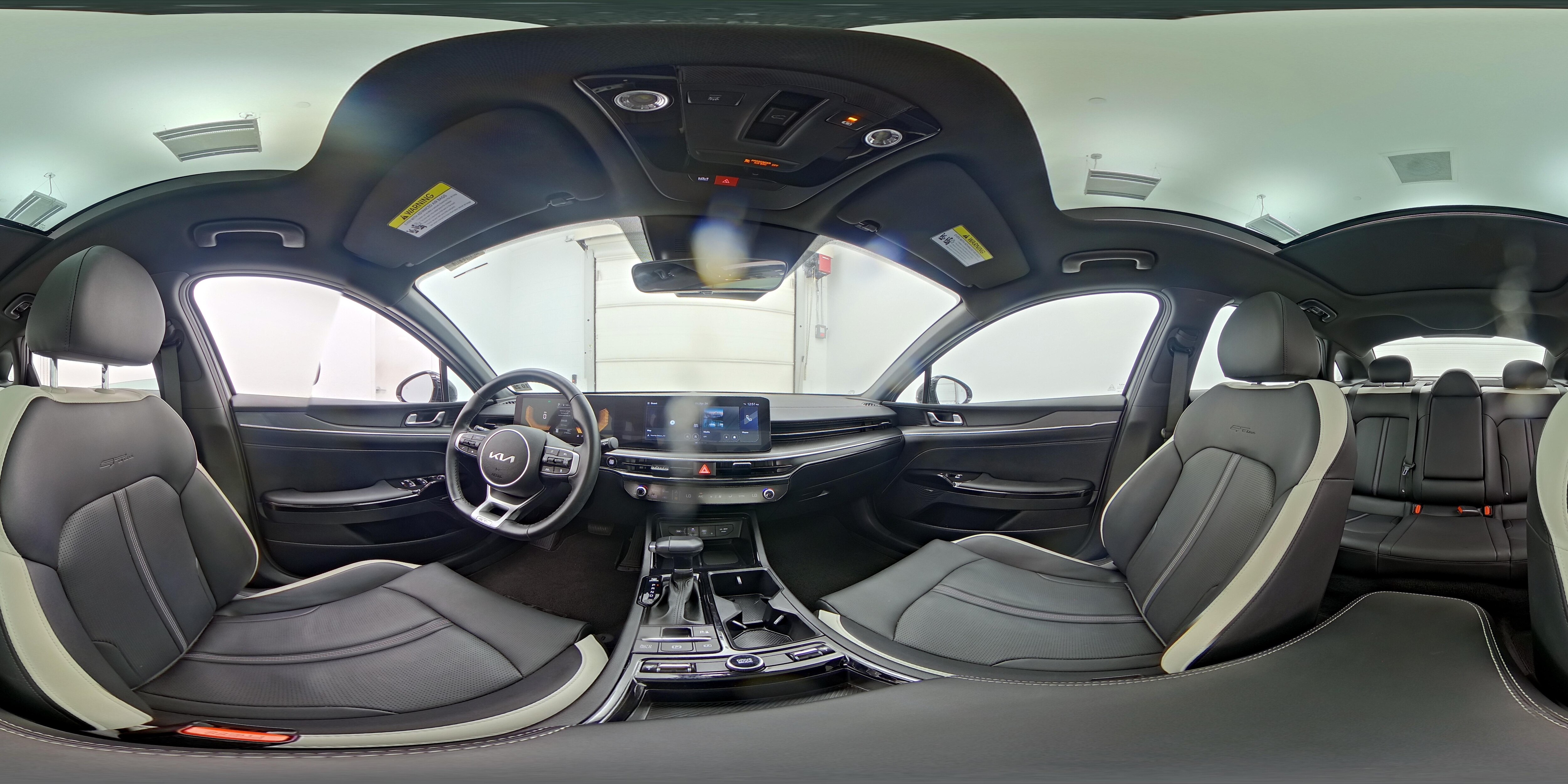 2025 Kia K5 GT-Line - Photo 25