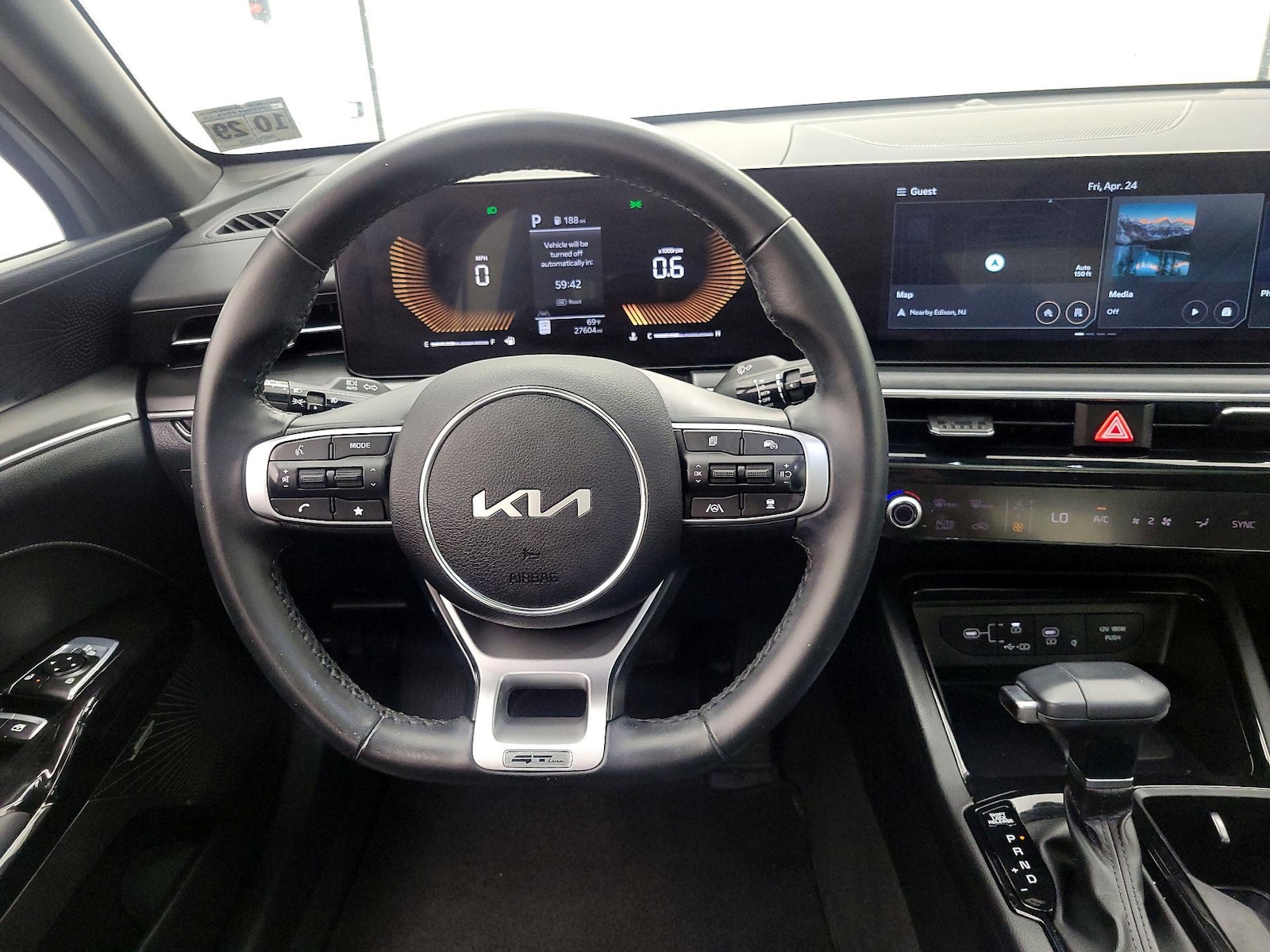 2025 Kia K5 GT-Line - Photo 11