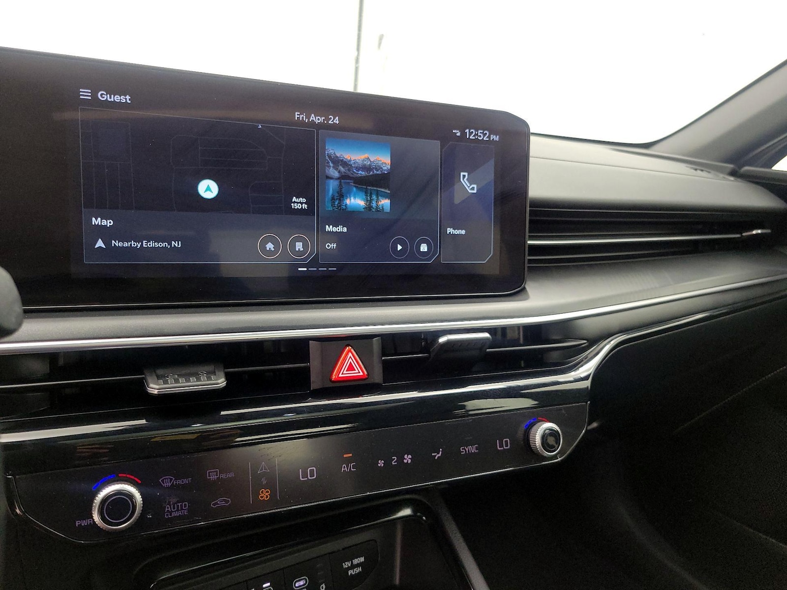2025 Kia K5 GT-Line - Photo 17