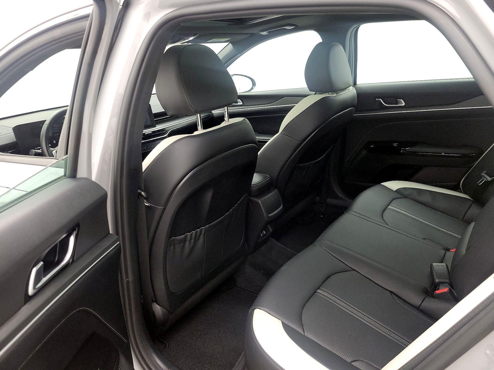 2025 Kia K5 GT-Line - Photo 21