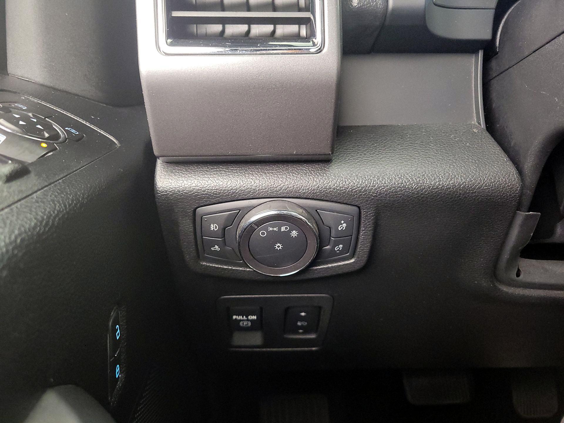 Thumbnail: 2018 Ford F-150 - 13