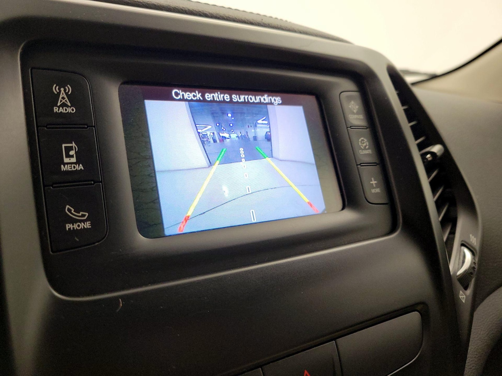 2016 Jeep Cherokee Latitude - Photo 15