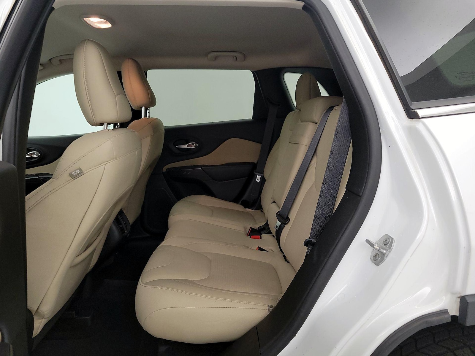 2016 Jeep Cherokee Latitude - Photo 20
