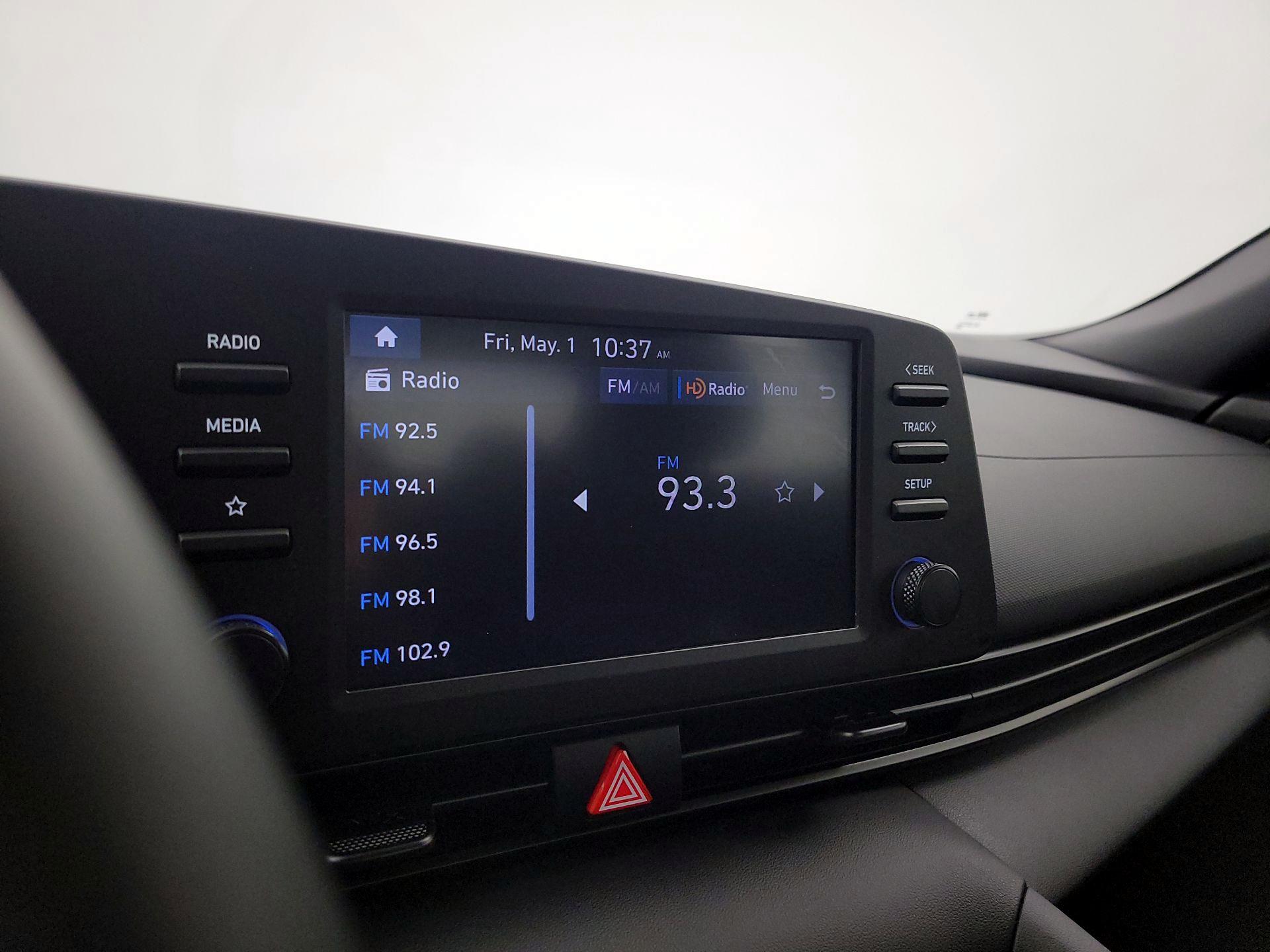 Thumbnail: 2025 Hyundai Elantra - 15