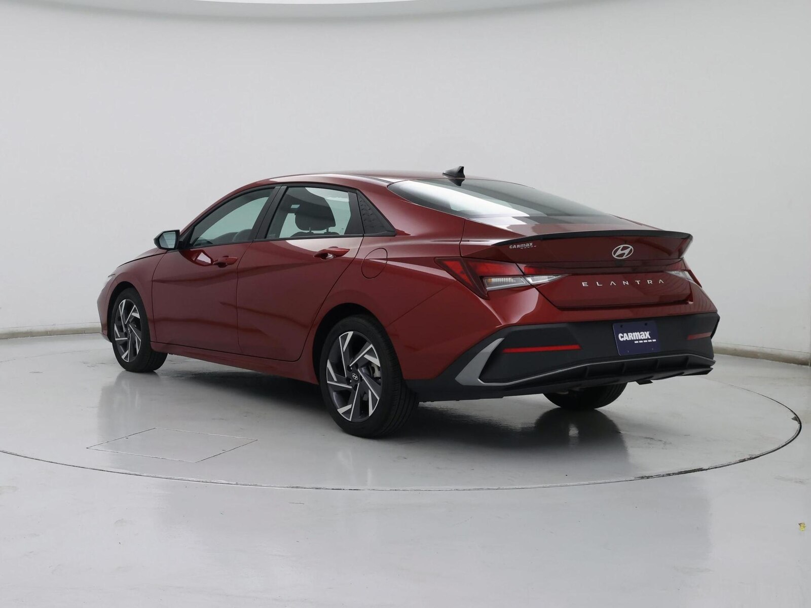 2025 Hyundai Elantra SEL - Photo 3