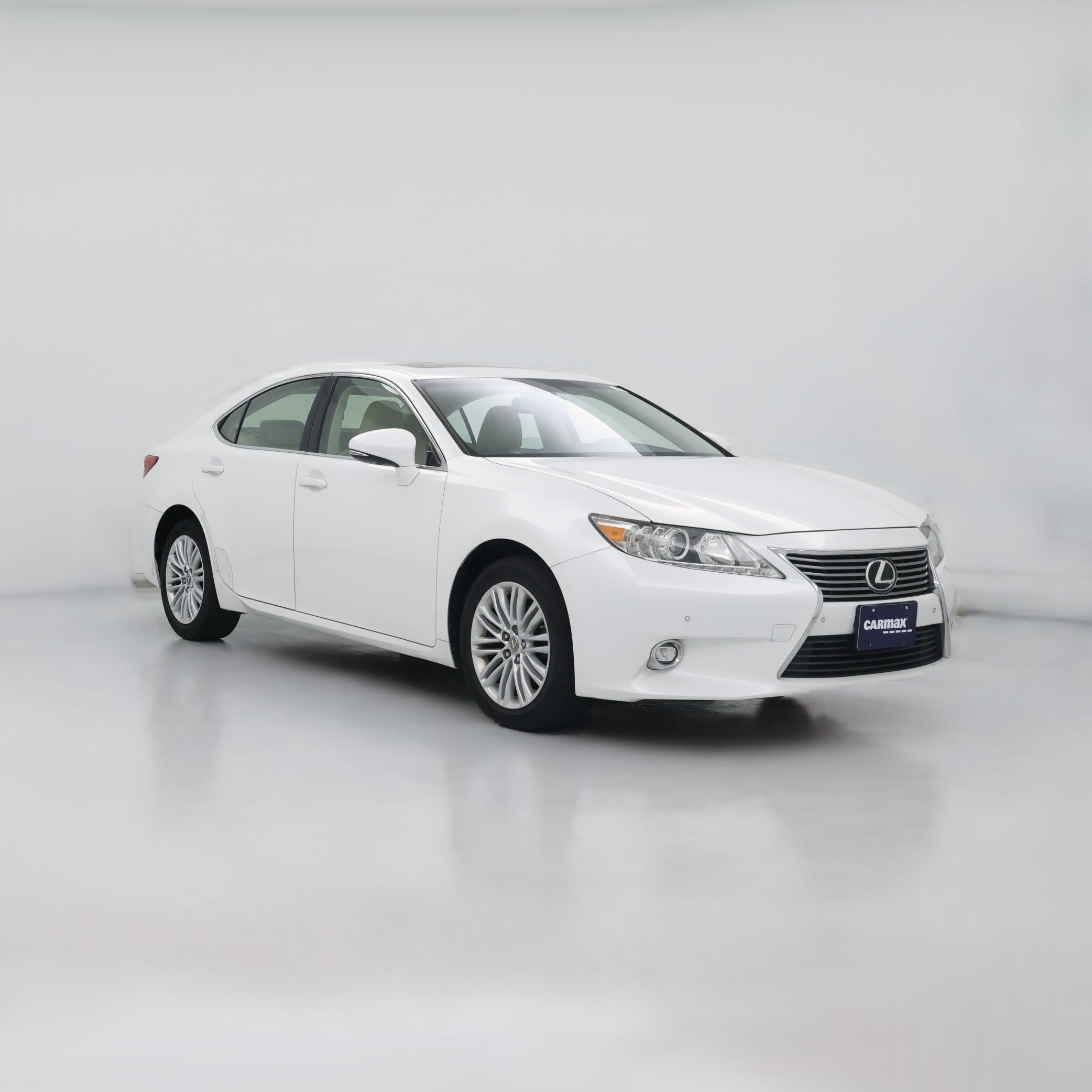 Thumbnail: 2015 Lexus ES - 1