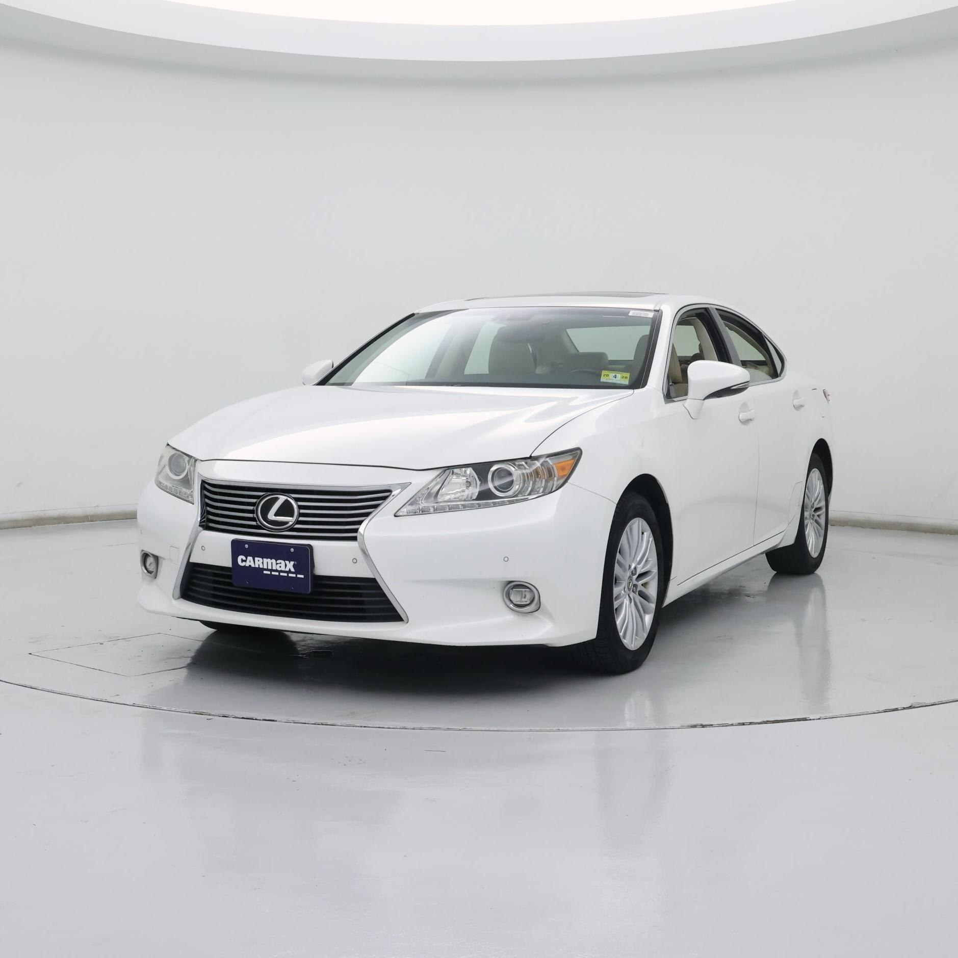 Thumbnail: 2015 Lexus ES - 4