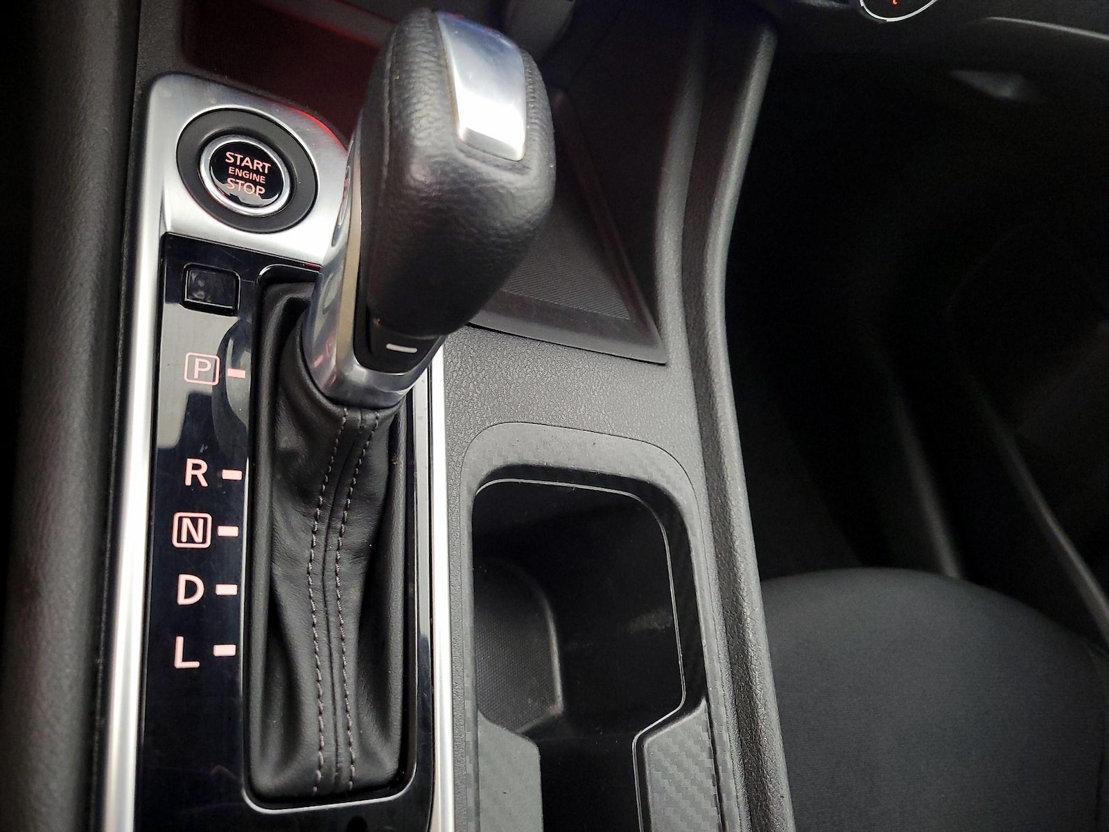2021 Nissan Sentra SV - Photo 18